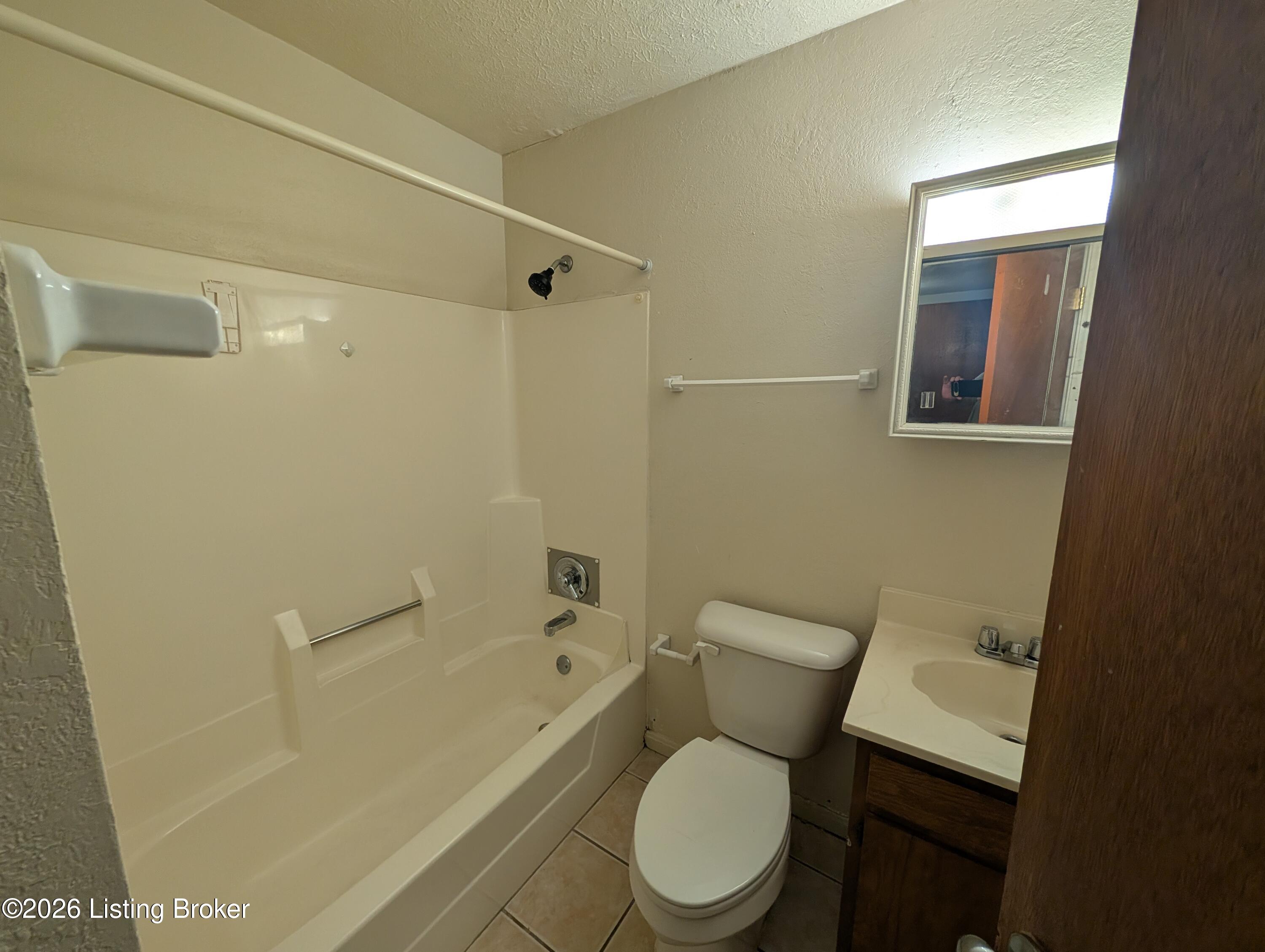 6510 Six Mile Ln Apt 4 Property Photo 17