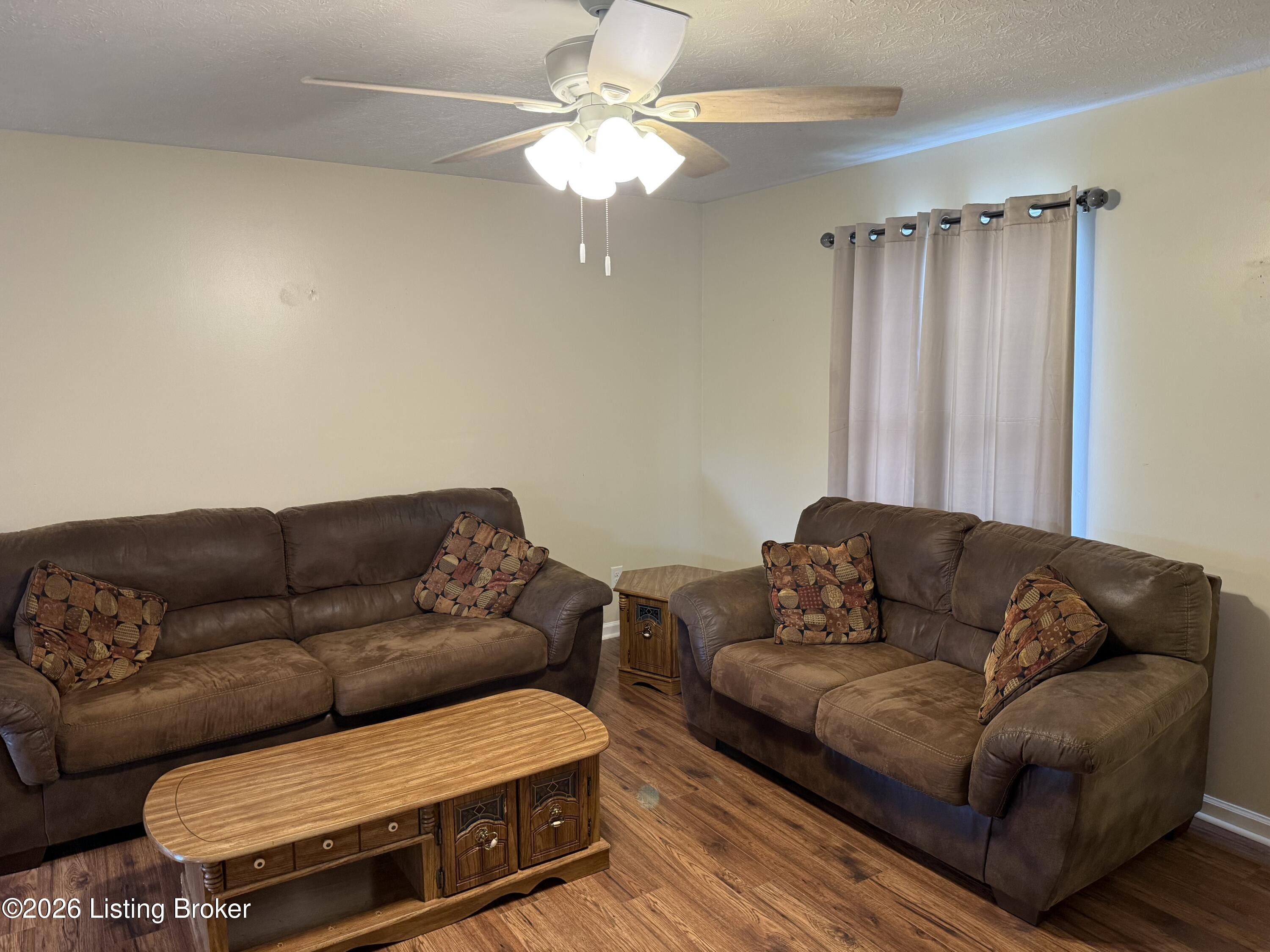 119 Willoughby St Property Photo 11