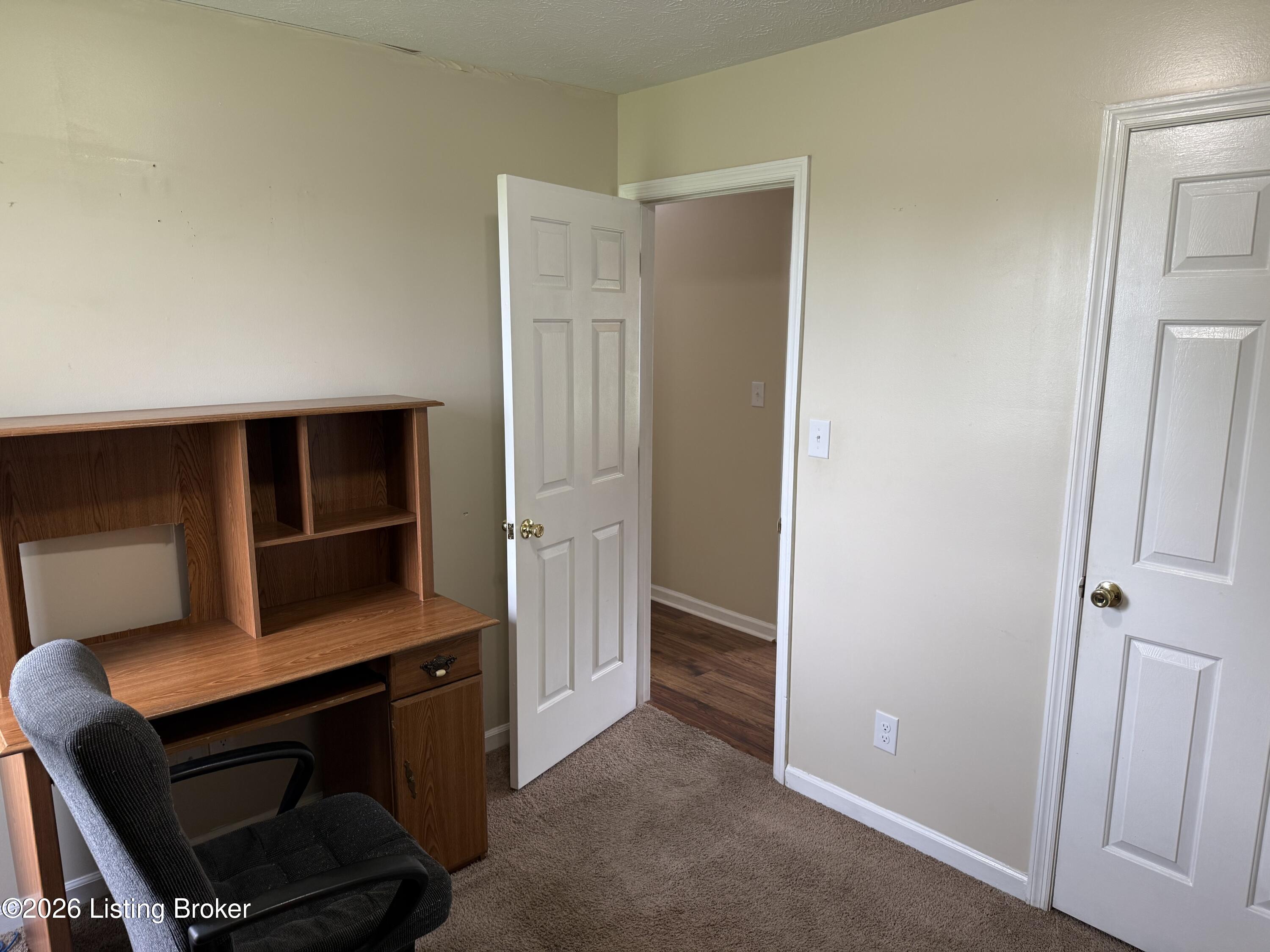 119 Willoughby St Property Photo 28