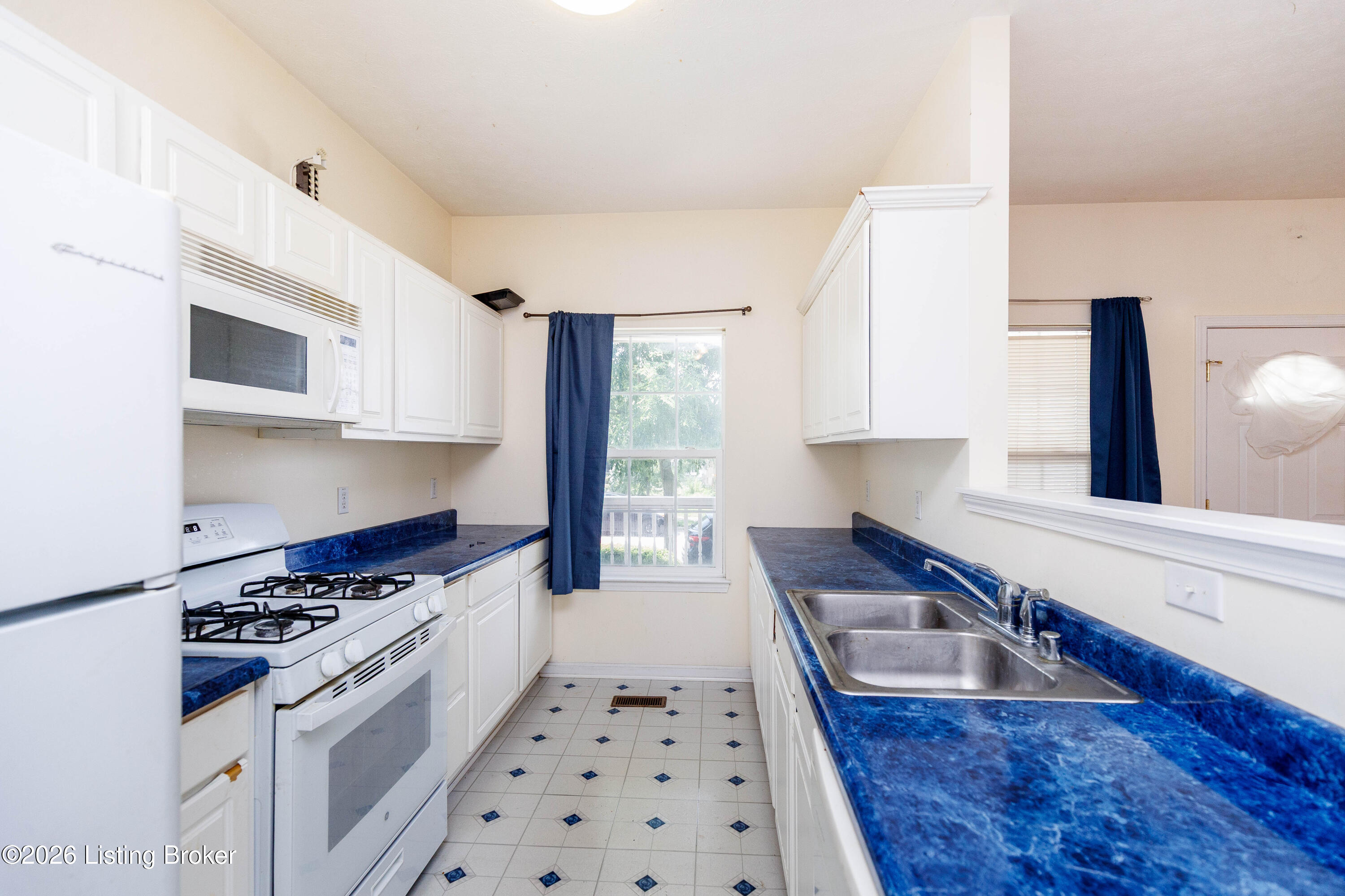 1703 Mae Street Kidd Ave Property Photo 11