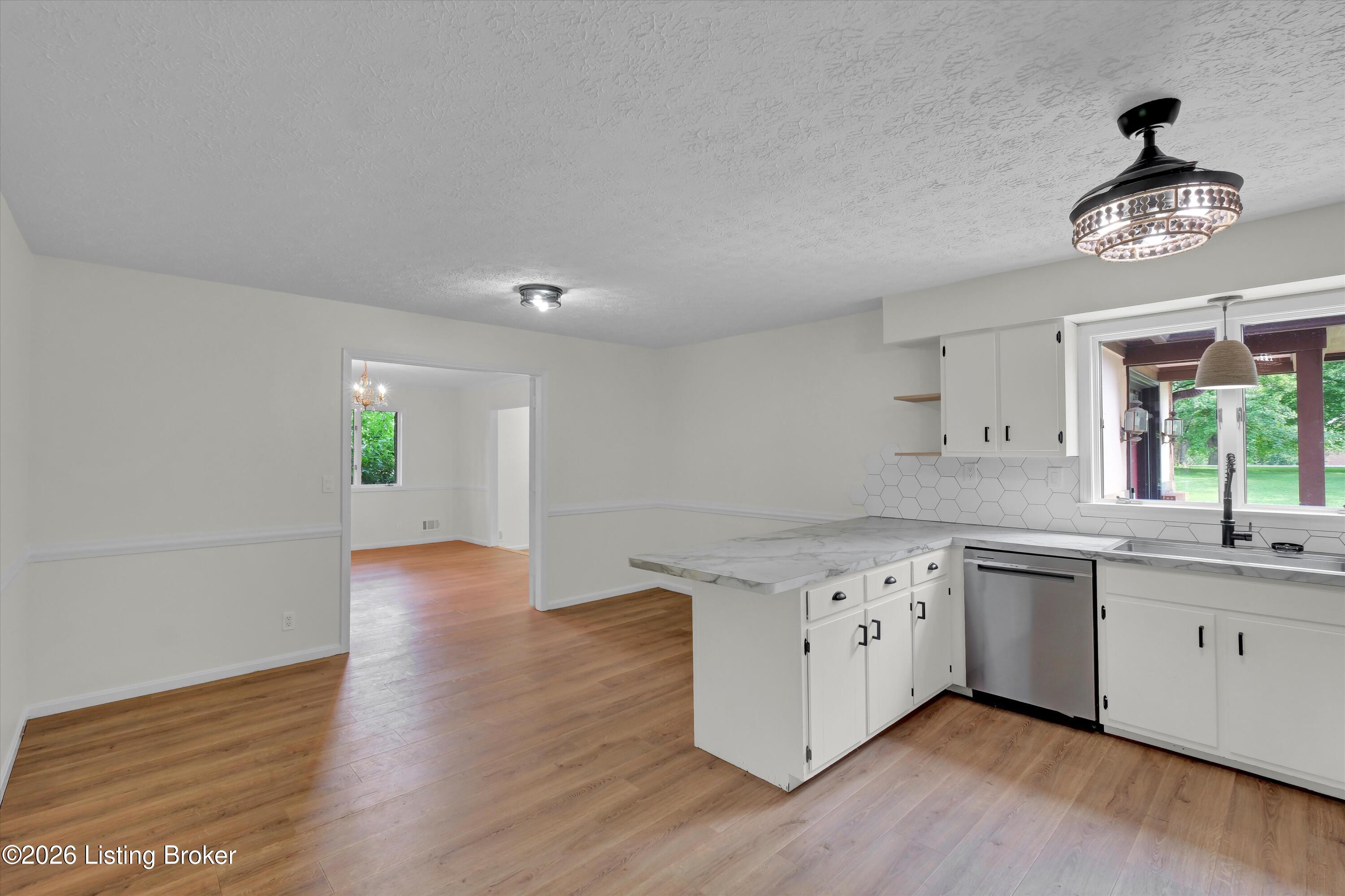 3822 Carriage Hill Dr Property Photo 10
