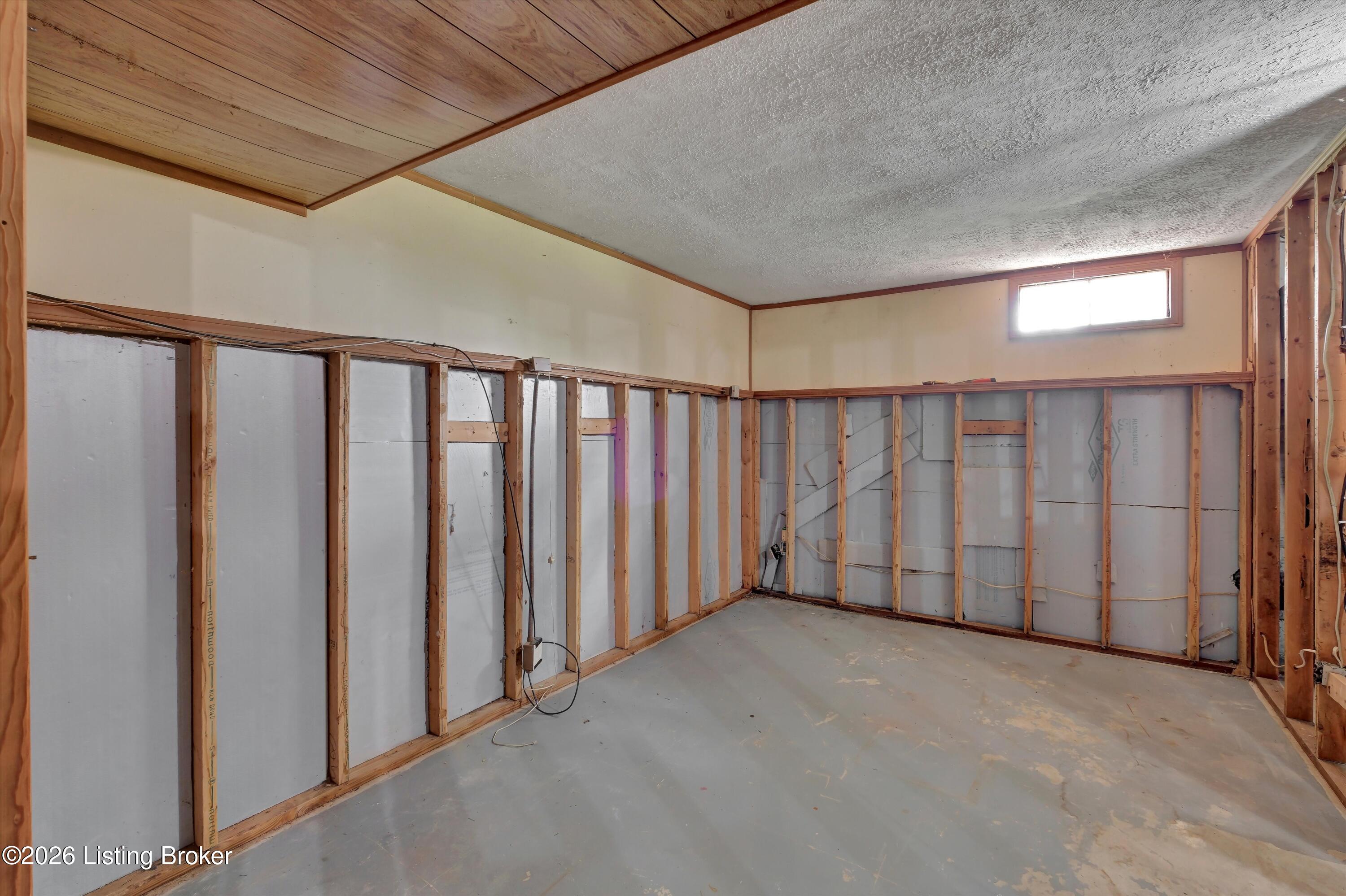 3822 Carriage Hill Dr Property Photo 27