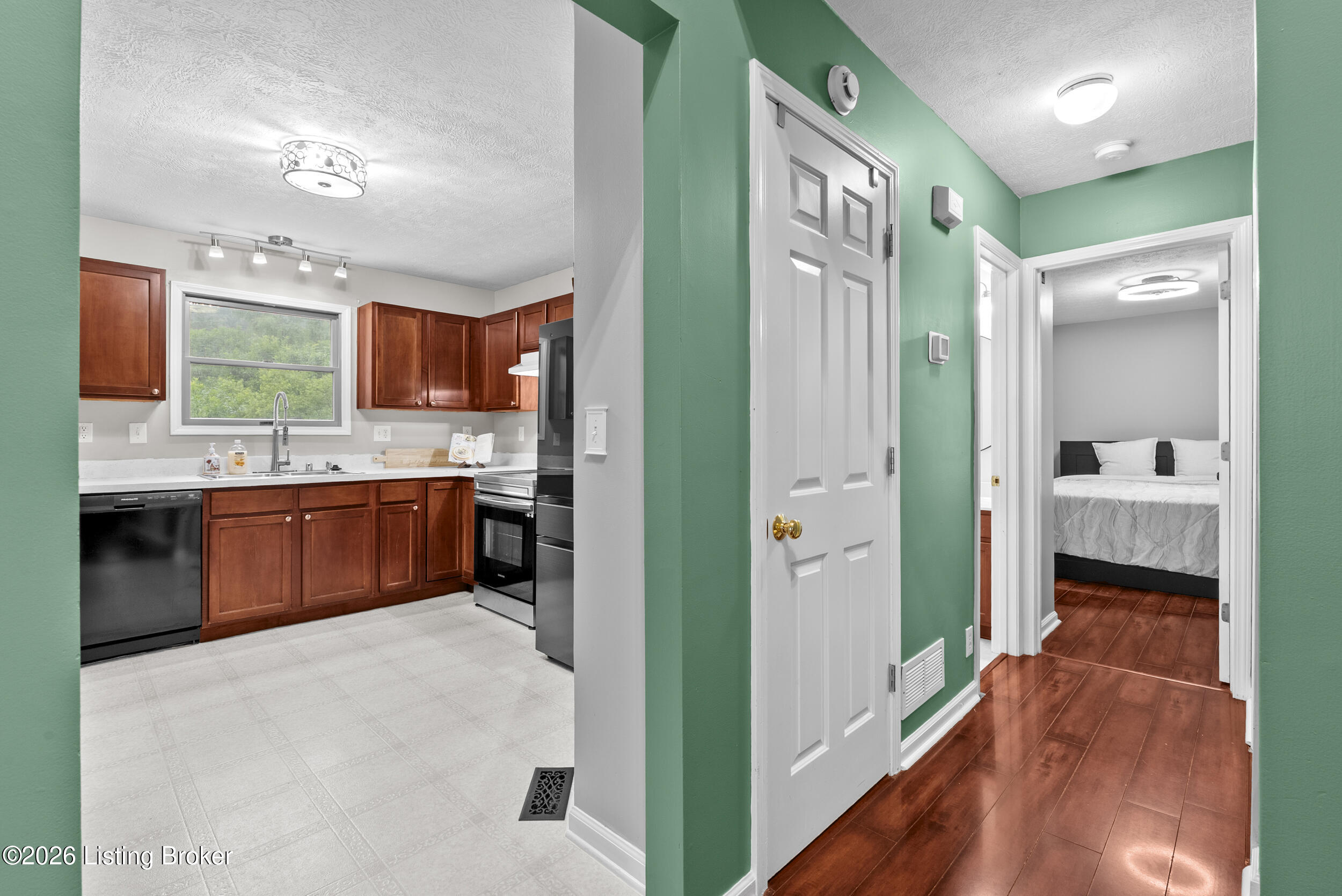 12304 Dominion Way Property Photo 17