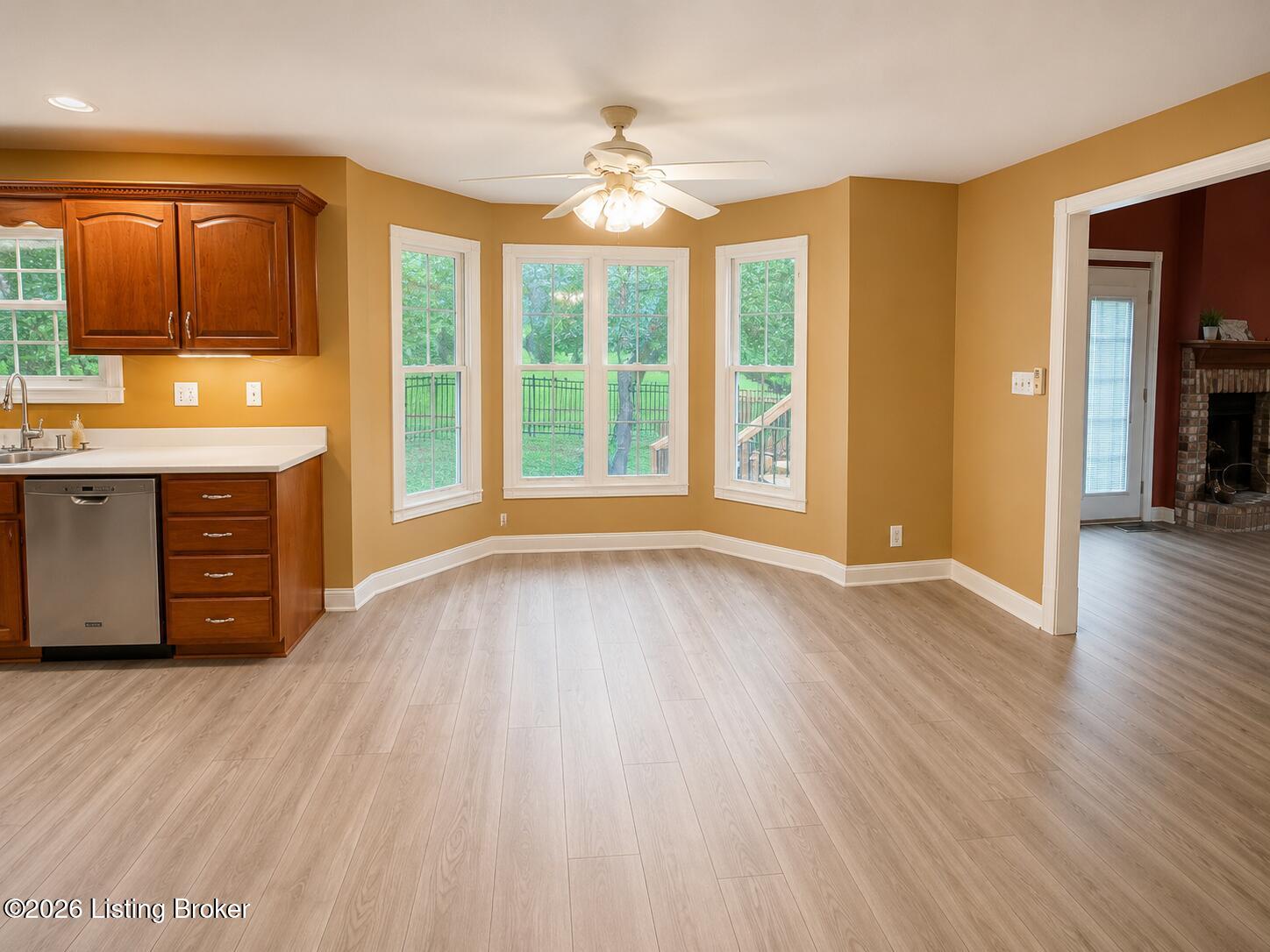 18 Cambridge Pl Property Photo 6
