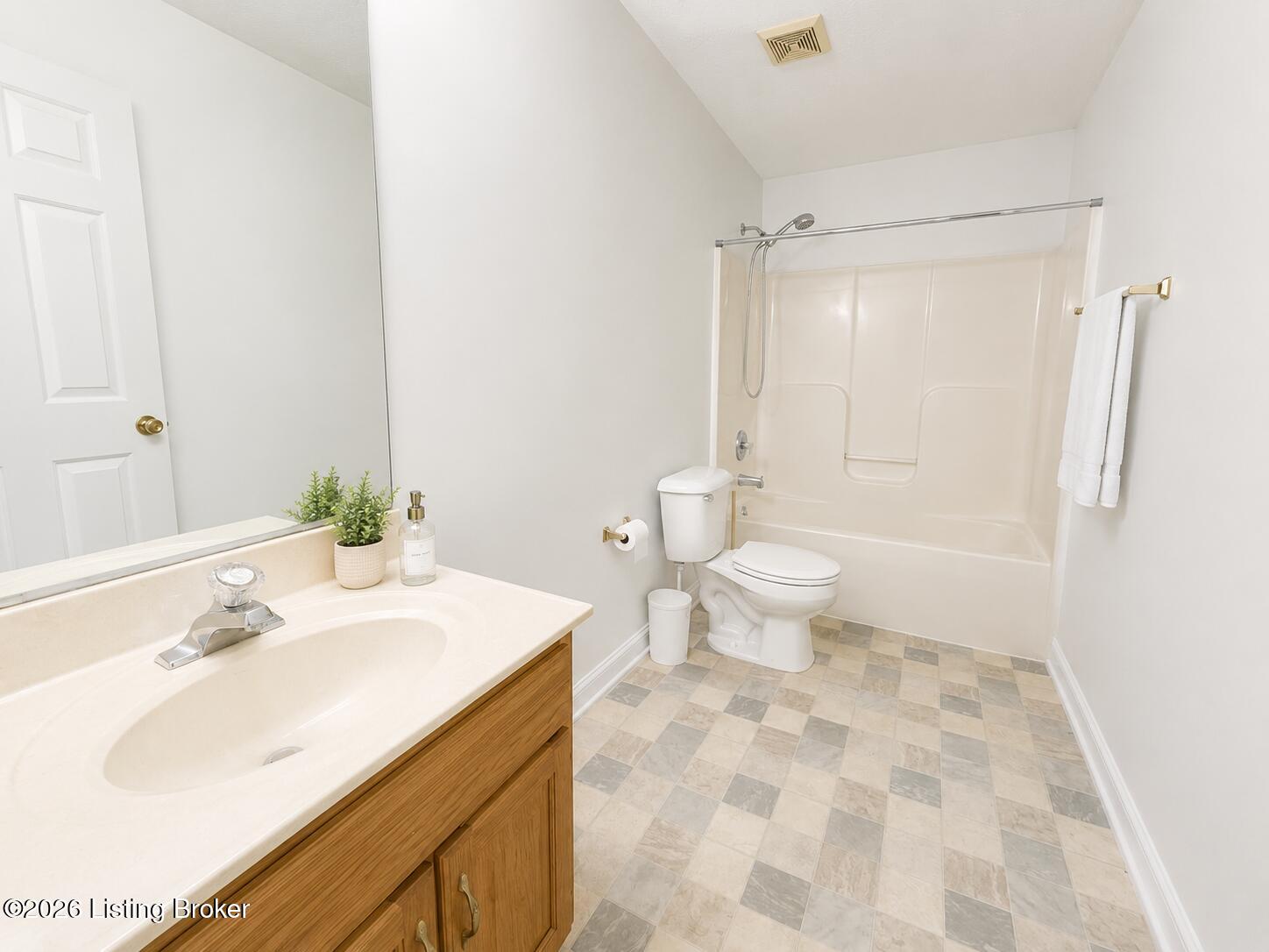18 Cambridge Pl Property Photo 19