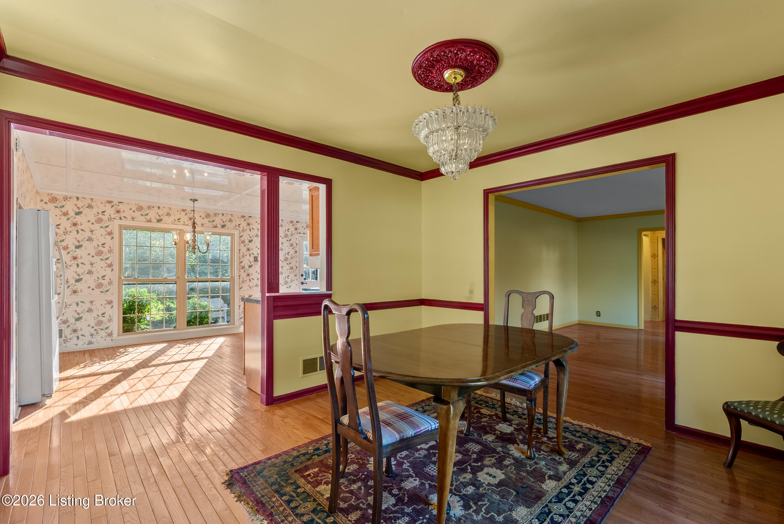 2409 Chattesworth Ln Property Photo 8