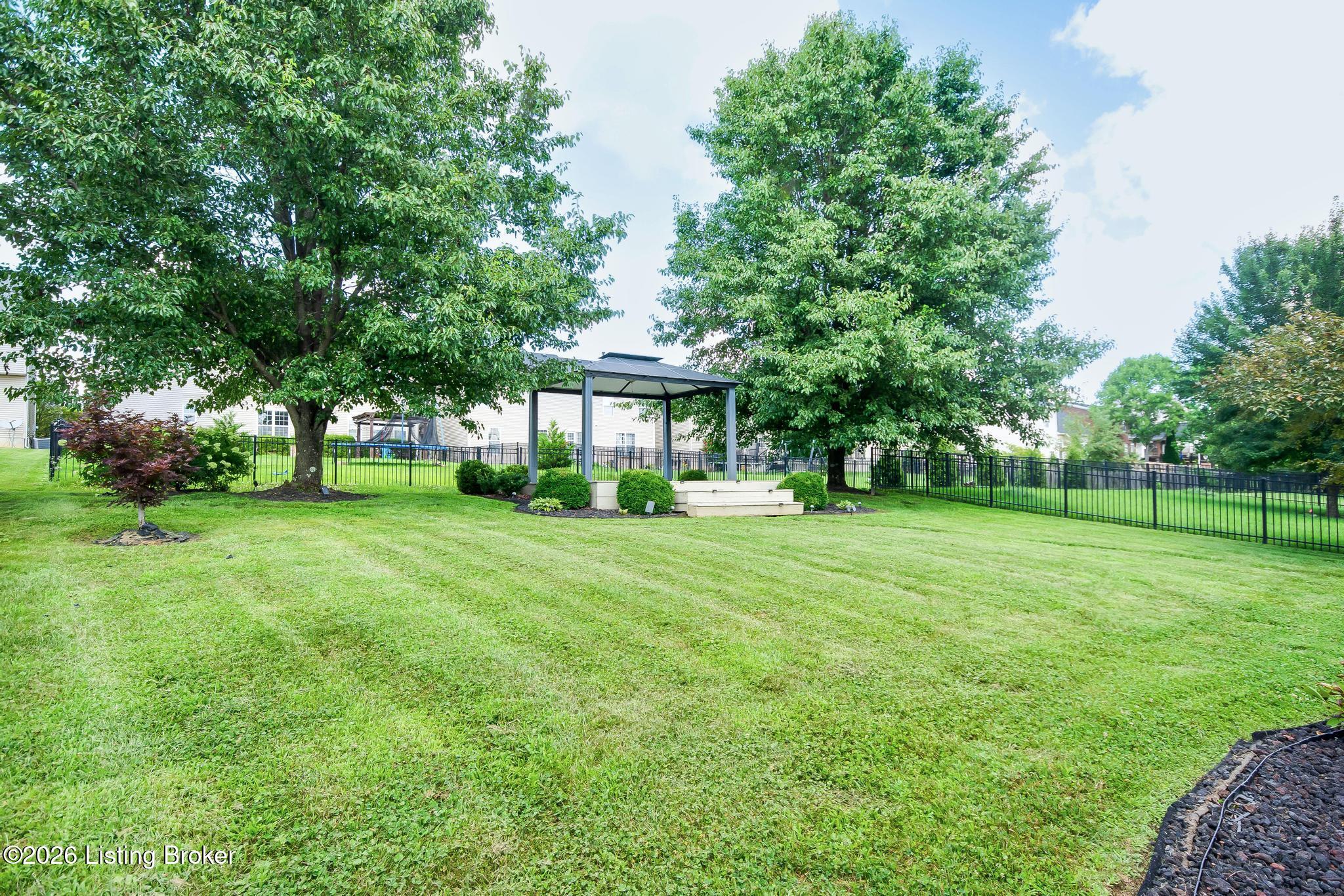 416 Arlington Meadows Dr Property Photo 40