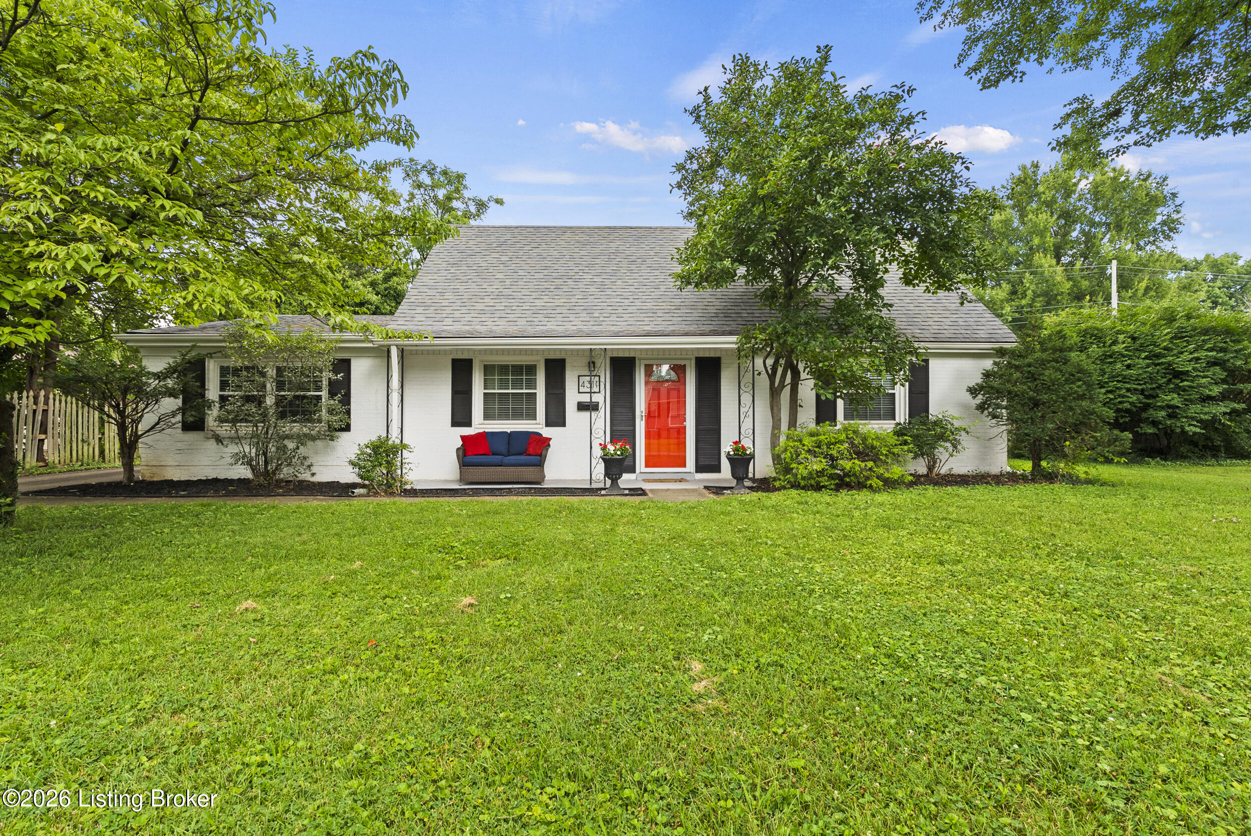 4311 Lynnbrook Dr Property Photo 1