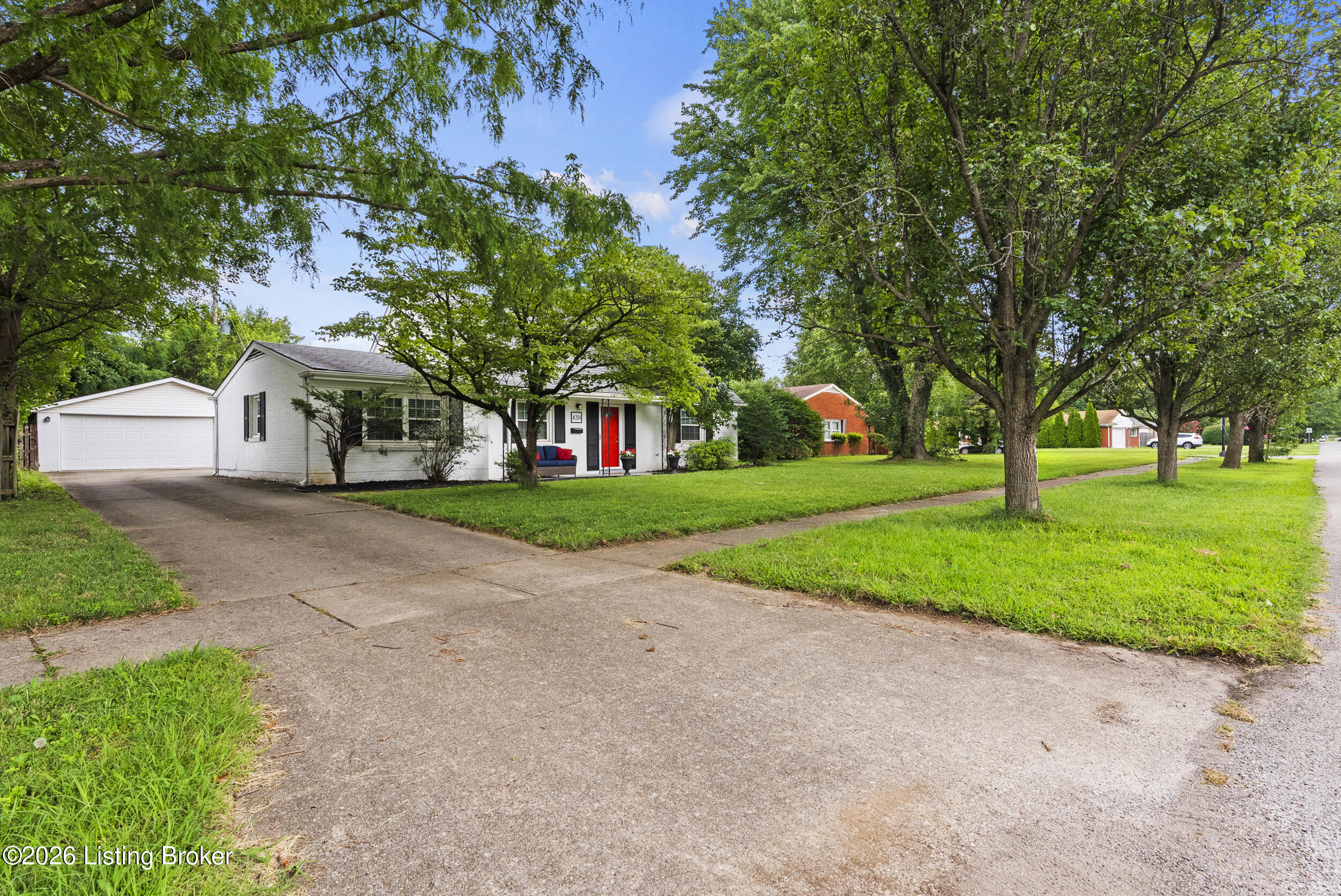 4311 Lynnbrook Dr Property Photo 9