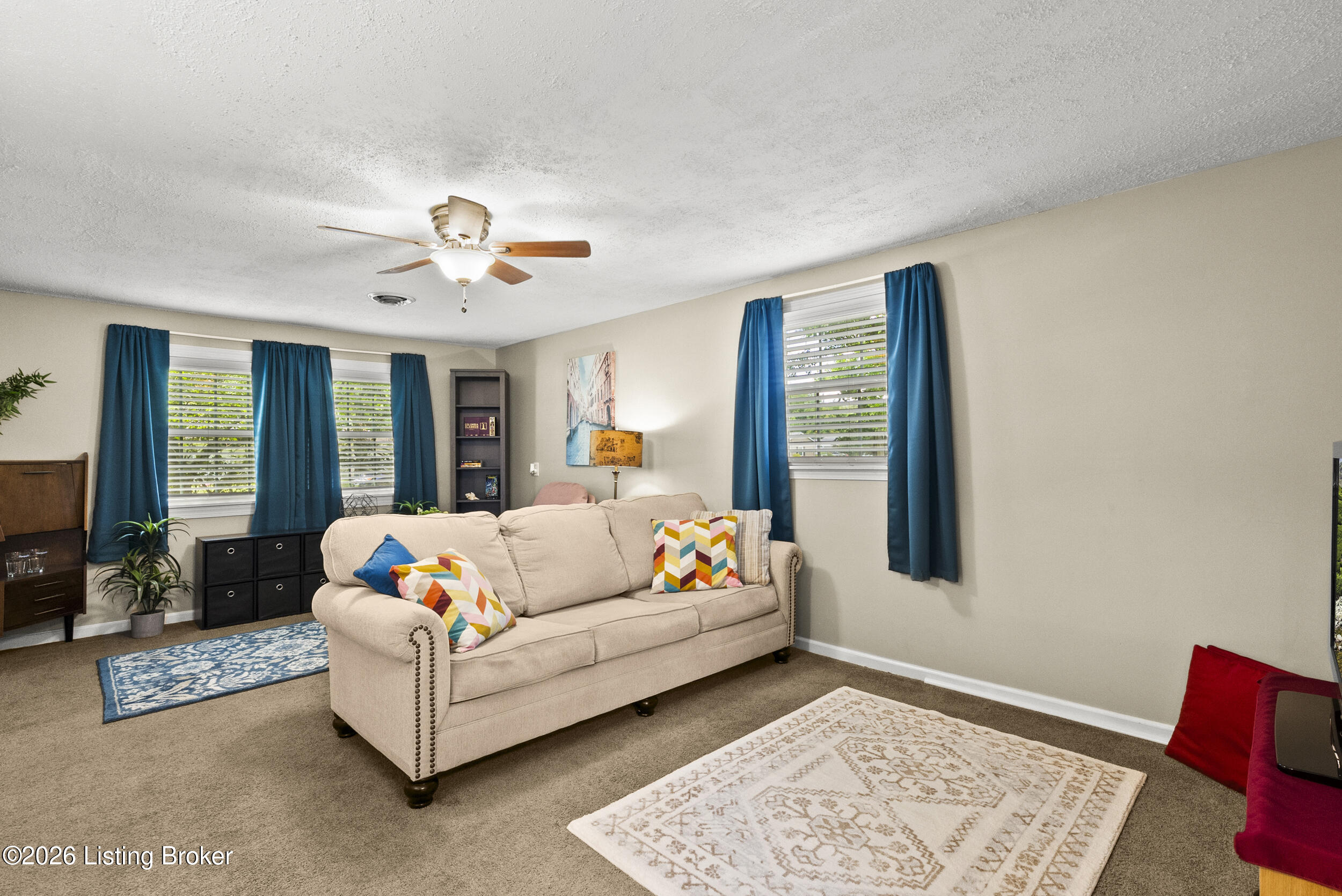 4311 Lynnbrook Dr Property Photo 20