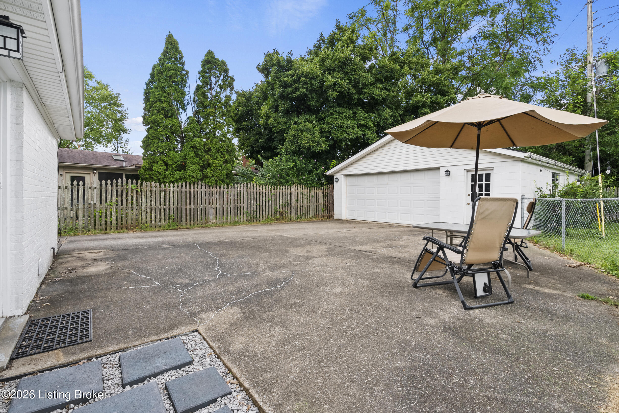 4311 Lynnbrook Dr Property Photo 57