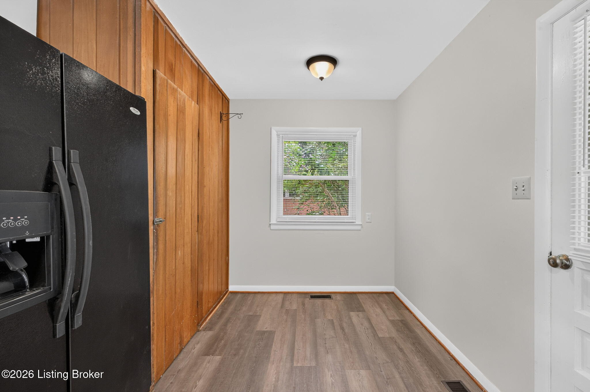 3762 Glenmeade Rd Property Photo 12