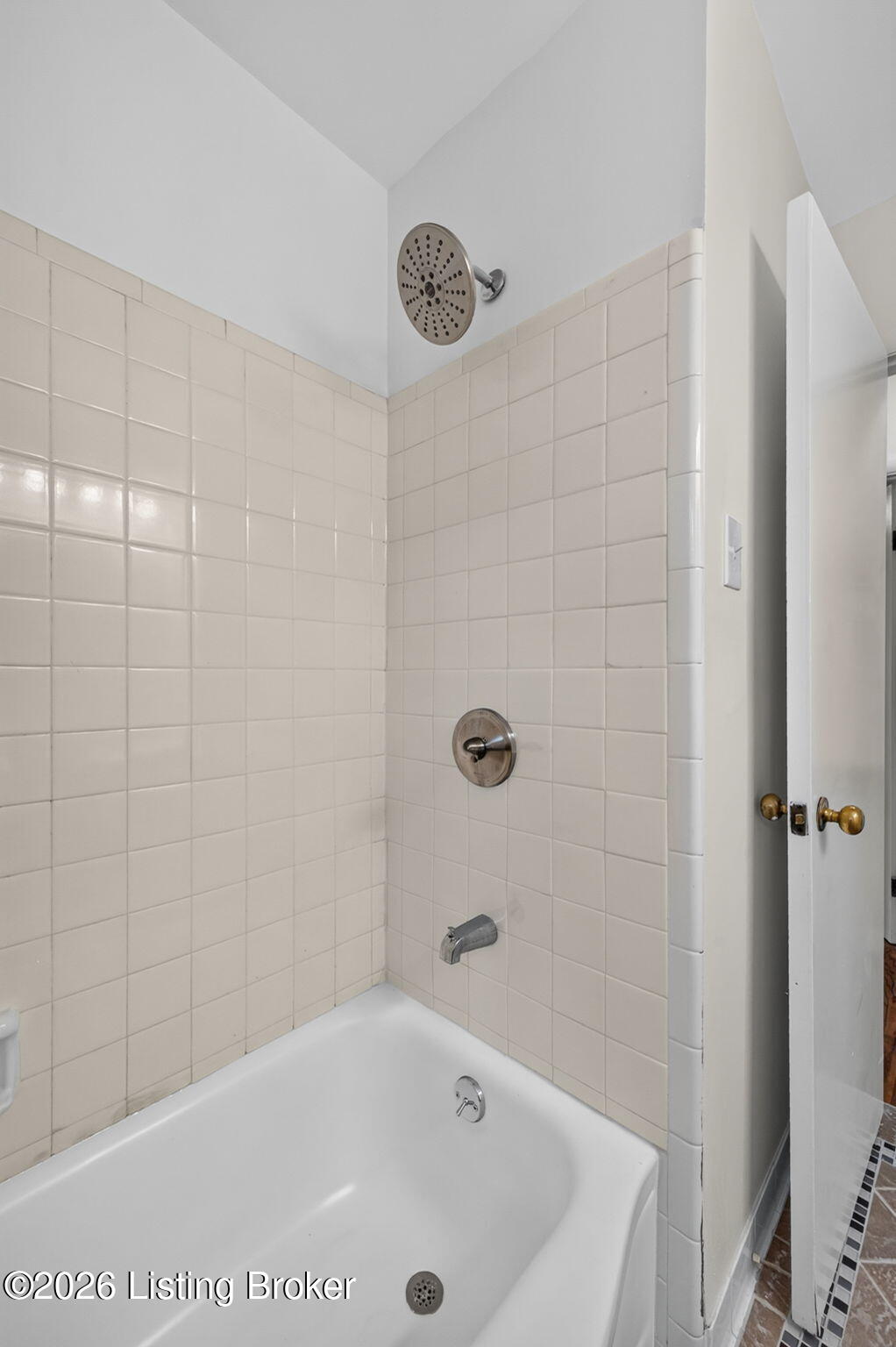 3762 Glenmeade Rd Property Photo 21