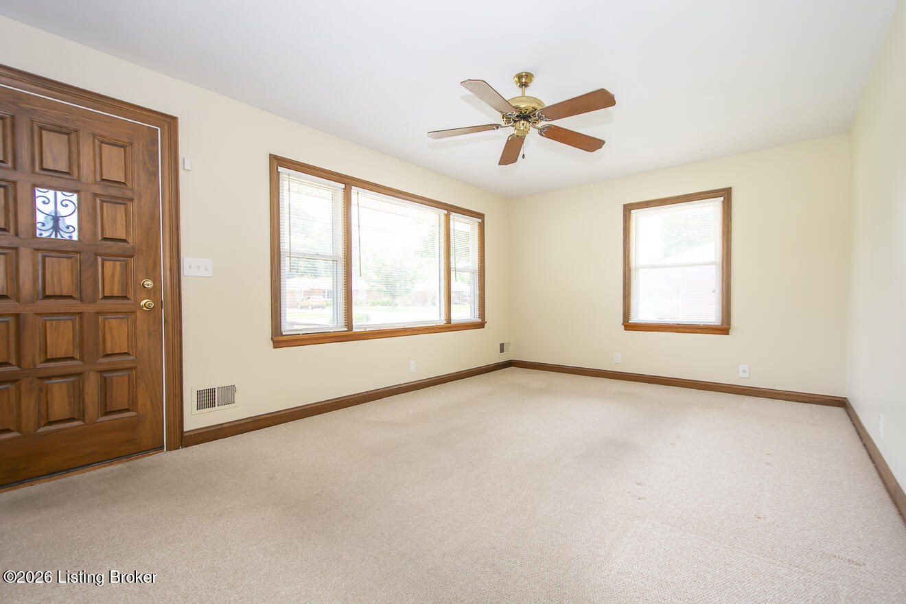 8606 Denise Dr Property Photo 2