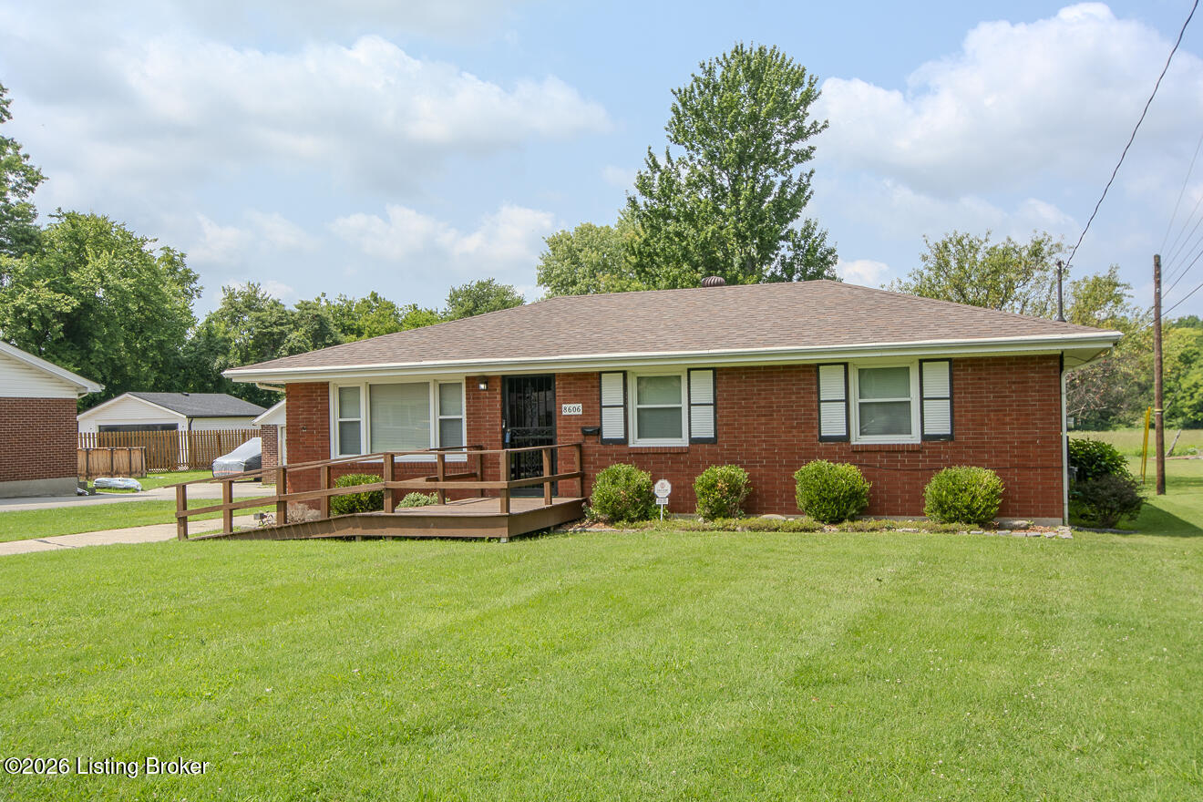 8606 Denise Dr Property Photo 5