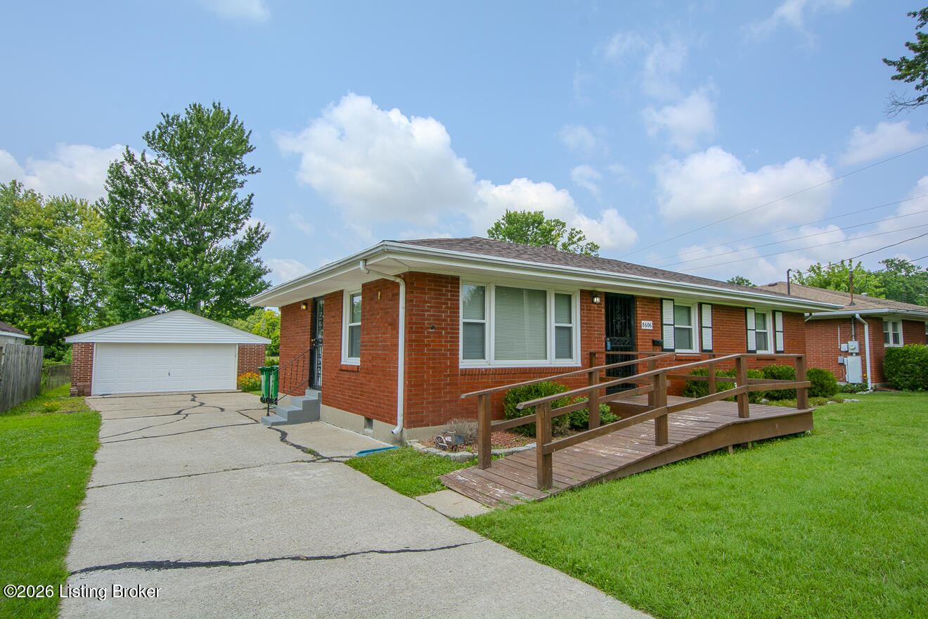 8606 Denise Dr Property Photo 8