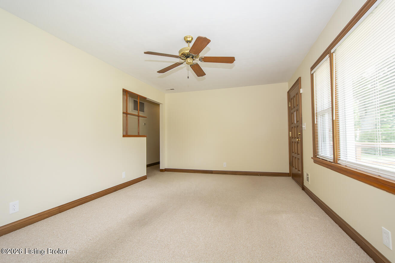 8606 Denise Dr Property Photo 10