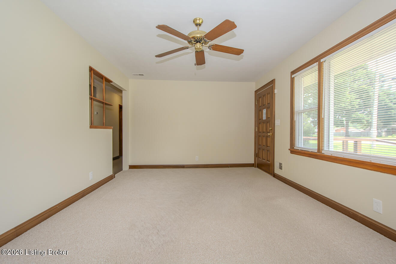 8606 Denise Dr Property Photo 11