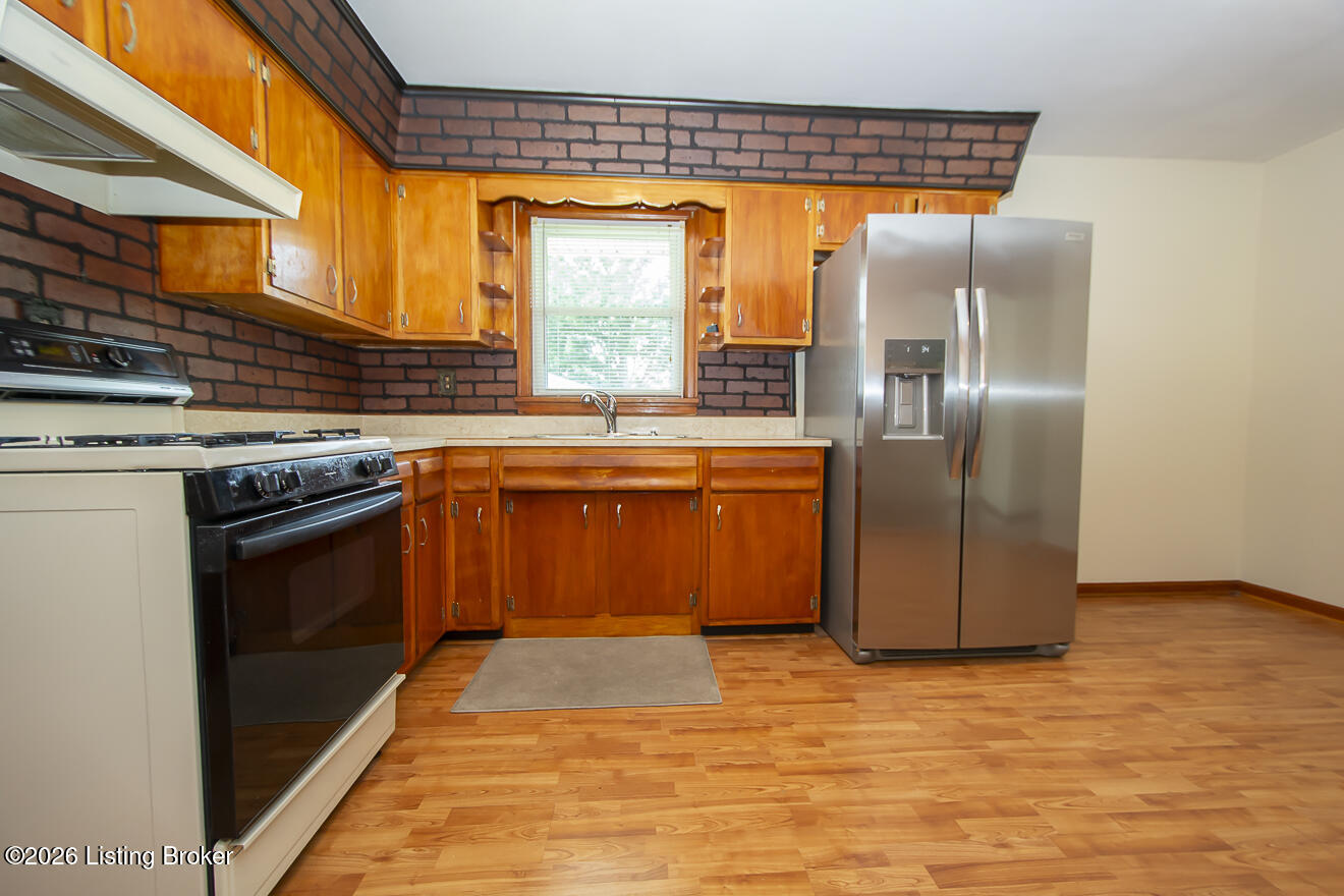 8606 Denise Dr Property Photo 18