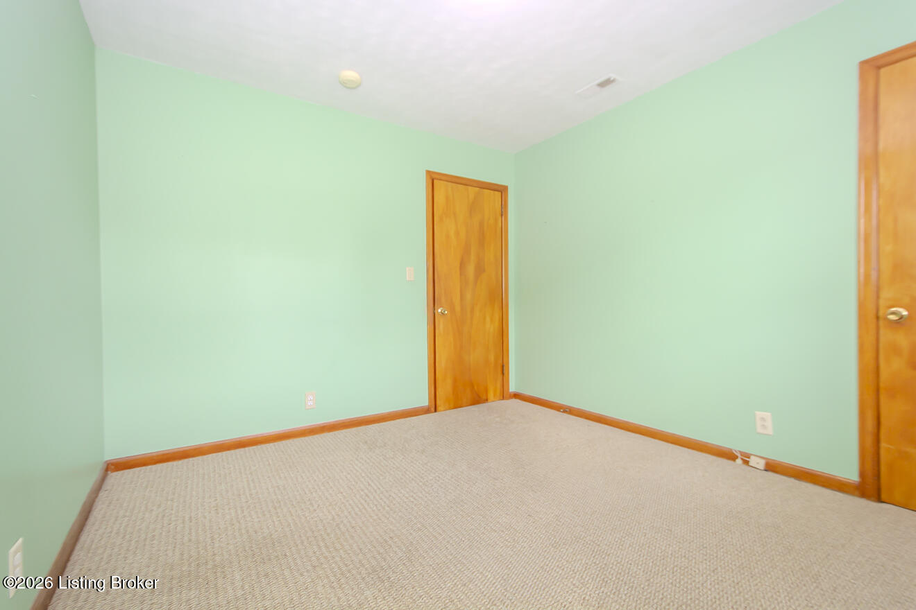 8606 Denise Dr Property Photo 21