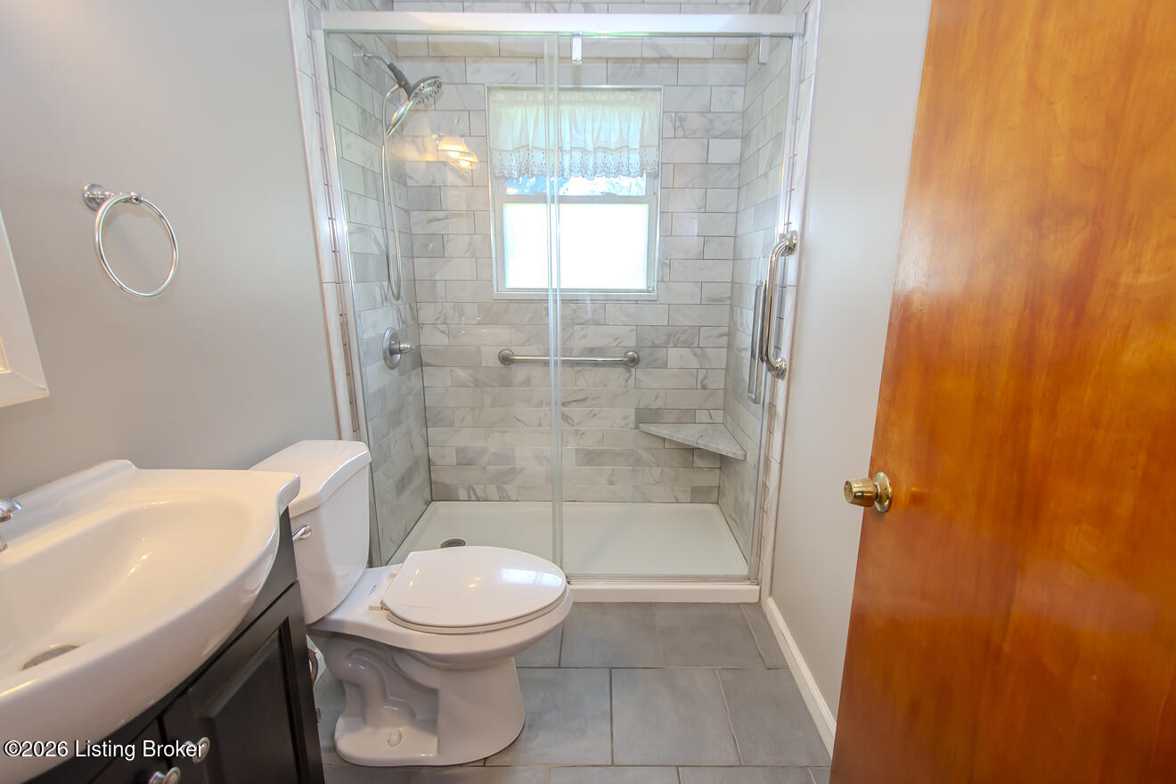 8606 Denise Dr Property Photo 29