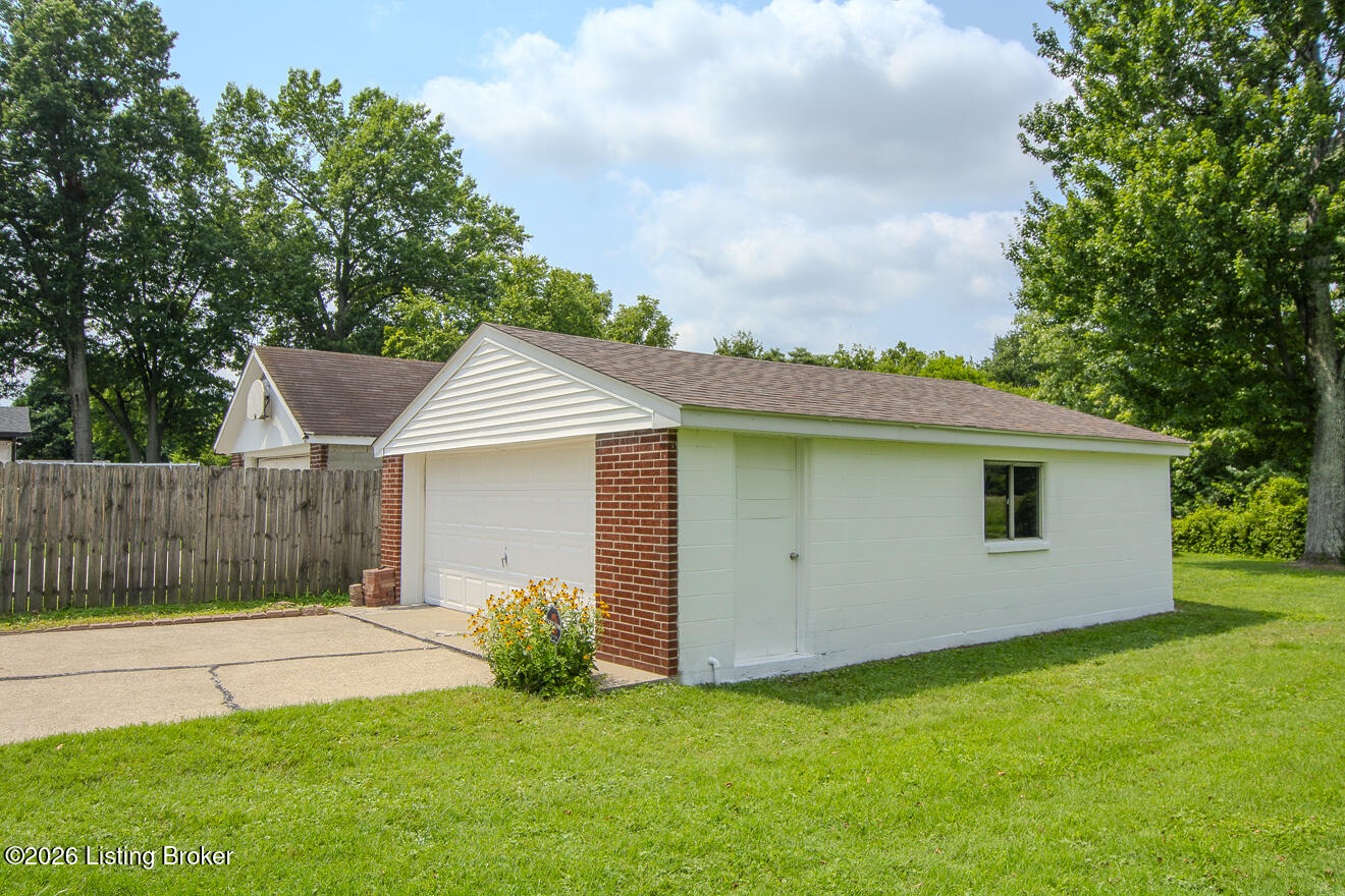 8606 Denise Dr Property Photo 34