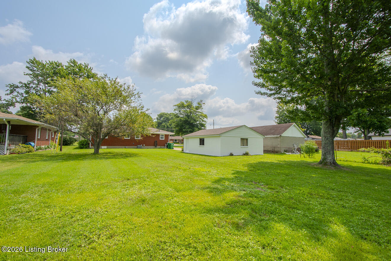 8606 Denise Dr Property Photo 37