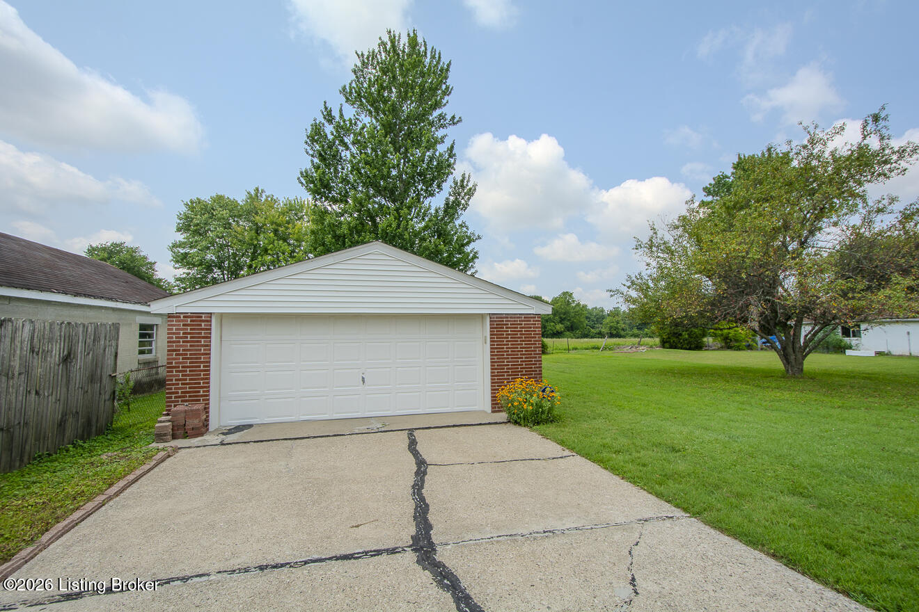 8606 Denise Dr Property Photo 39