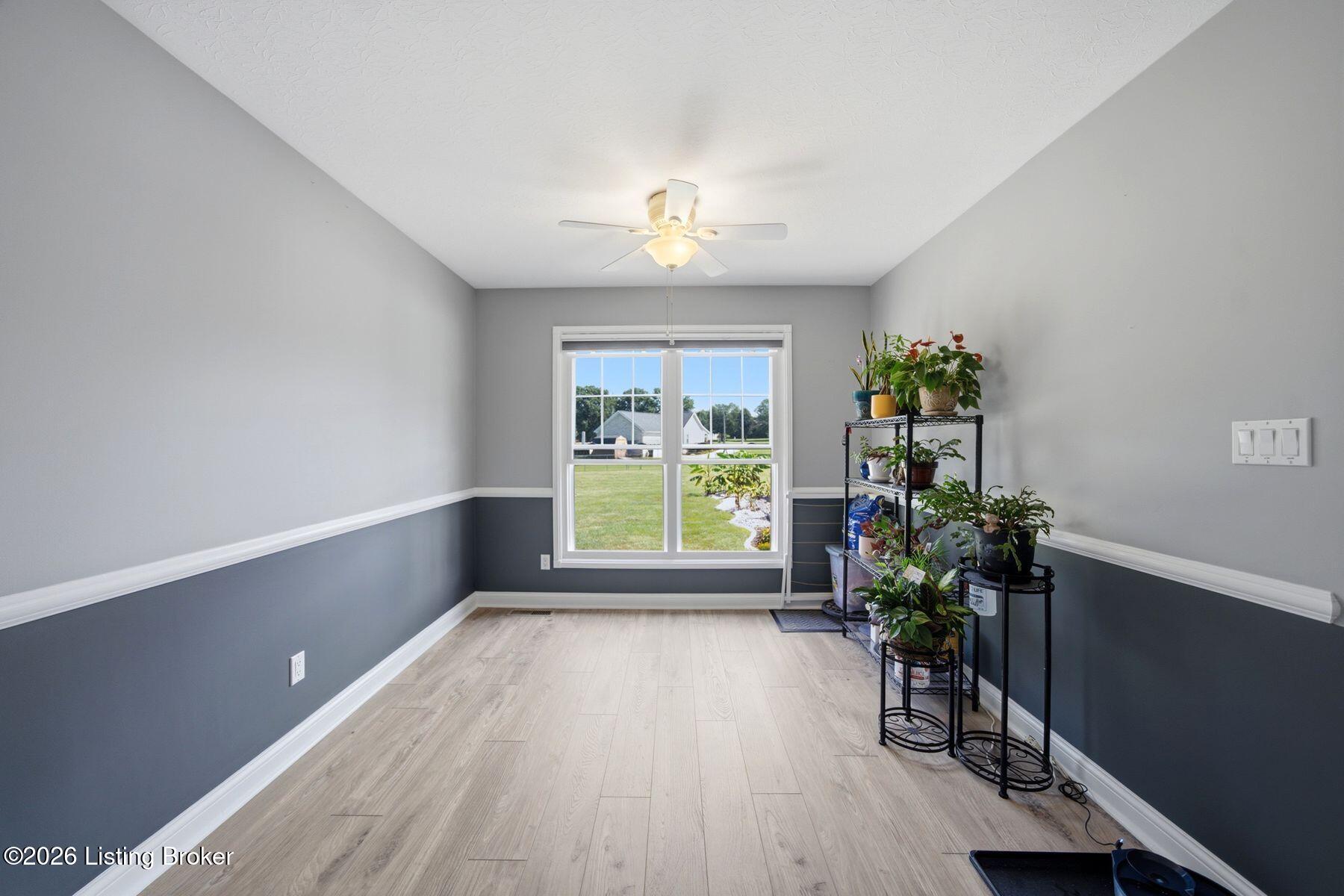 1308 Chapeze Ln Property Photo 16