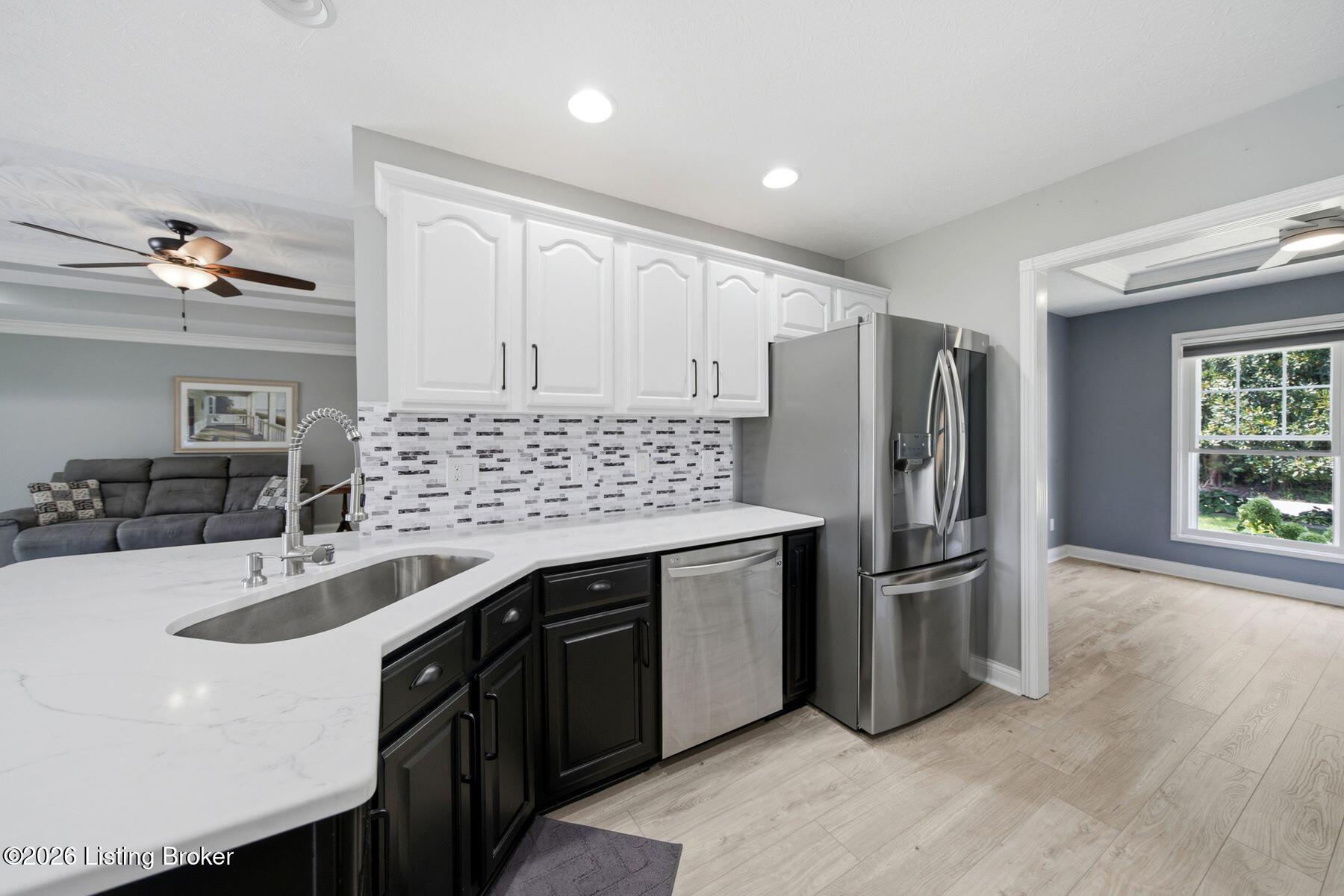 1308 Chapeze Ln Property Photo 20