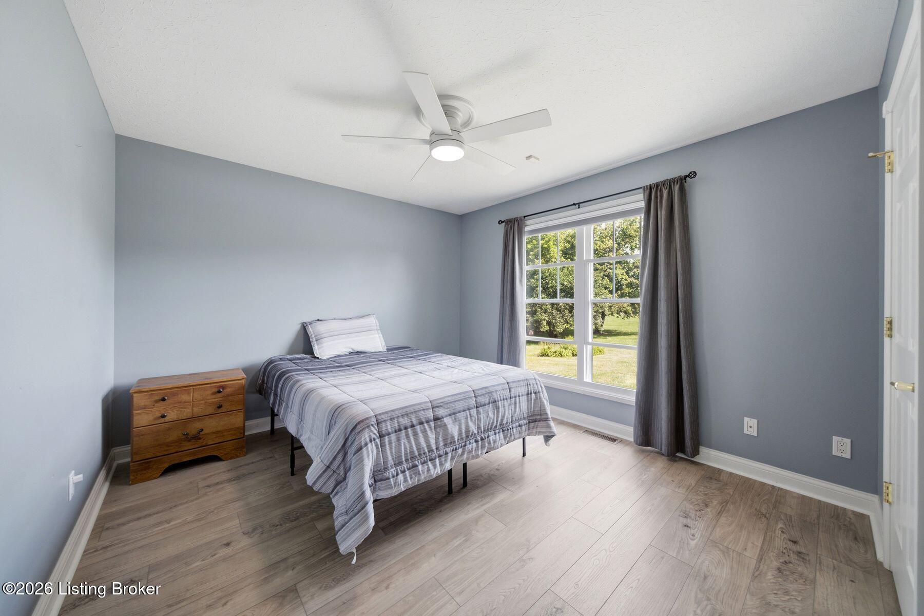 1308 Chapeze Ln Property Photo 33