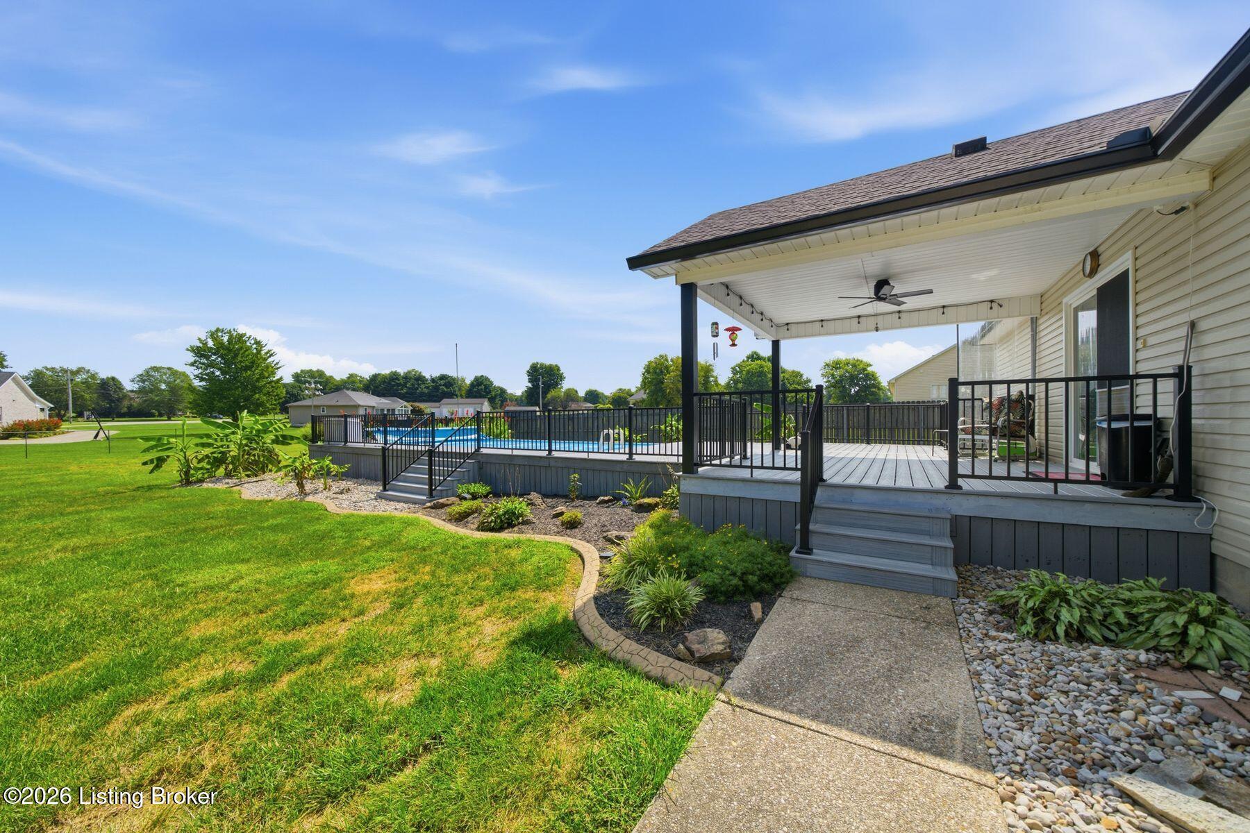 1308 Chapeze Ln Property Photo 48