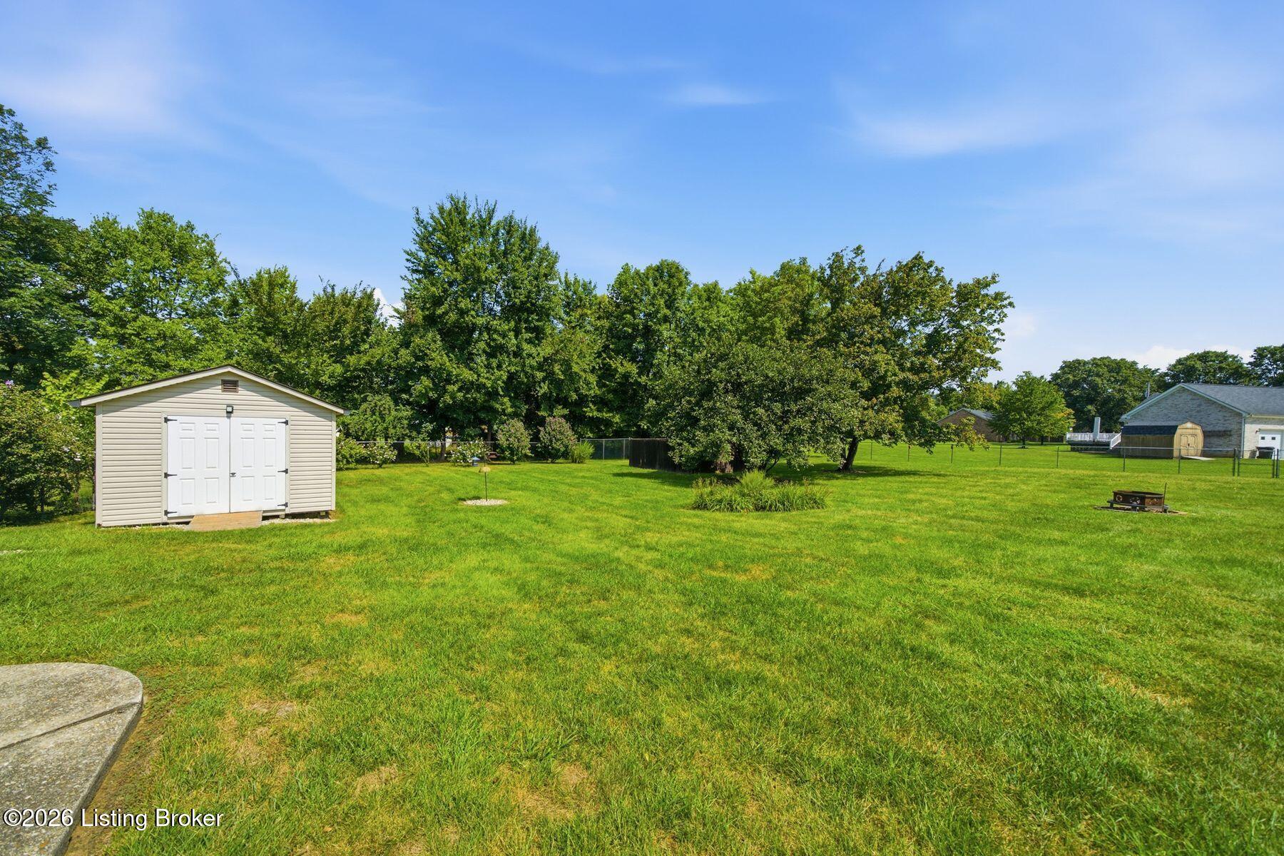 1308 Chapeze Ln Property Photo 49
