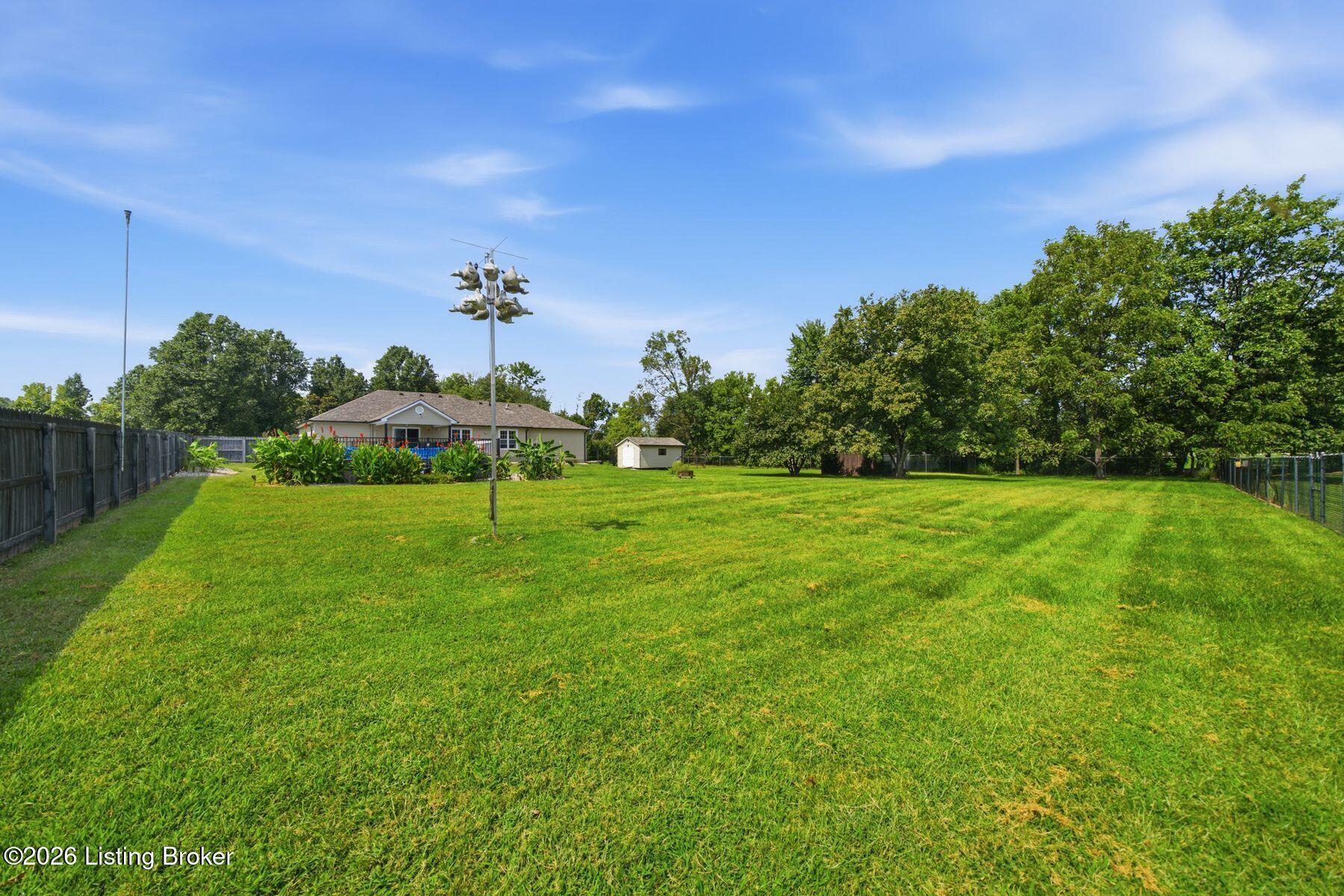 1308 Chapeze Ln Property Photo 55