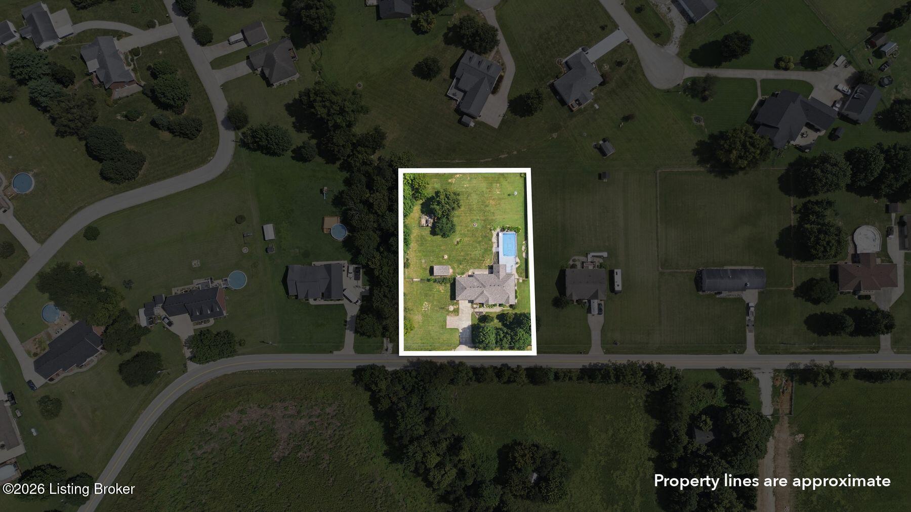 1308 Chapeze Ln Property Photo 63