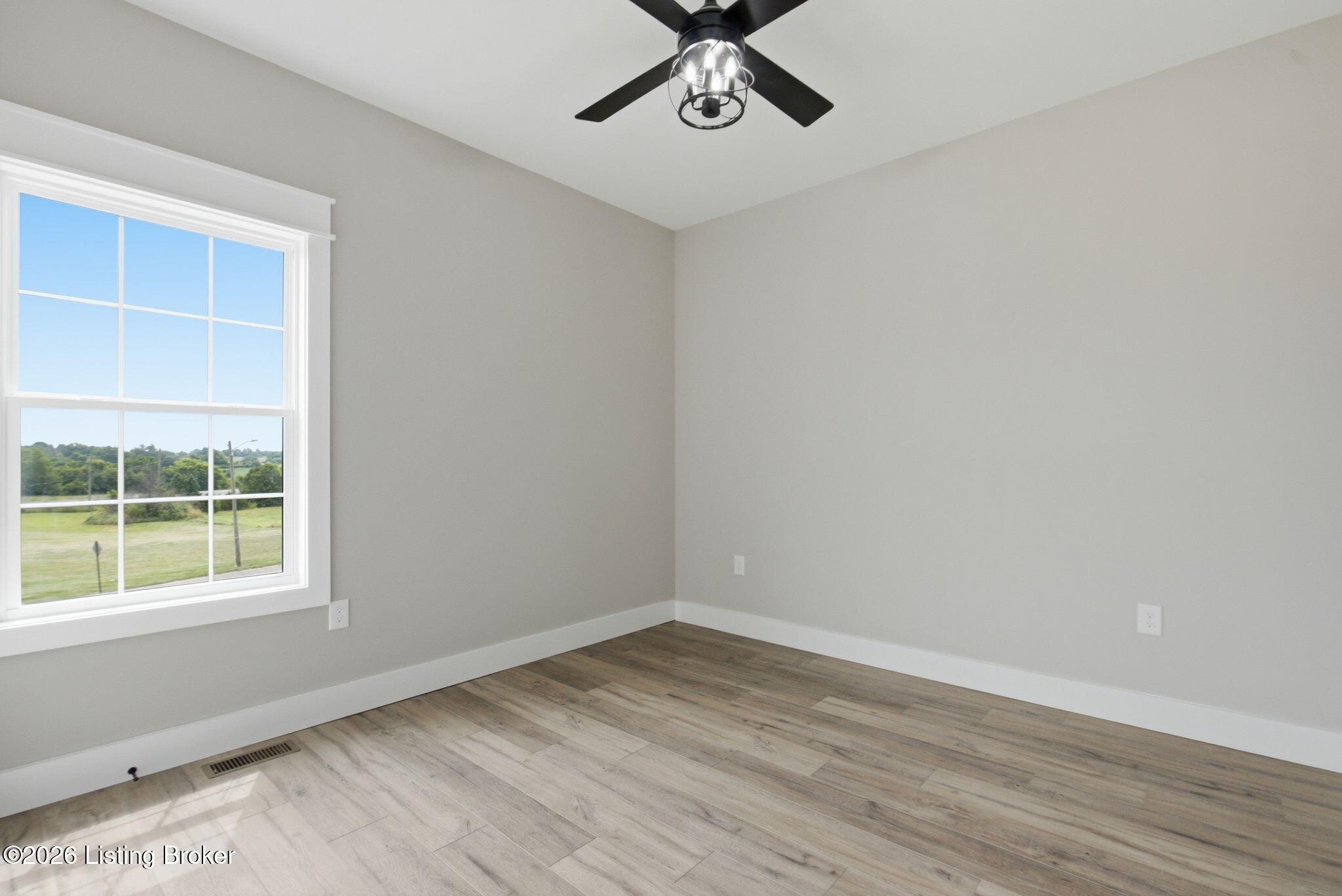 617 Ridge Crest Dr Property Photo 16