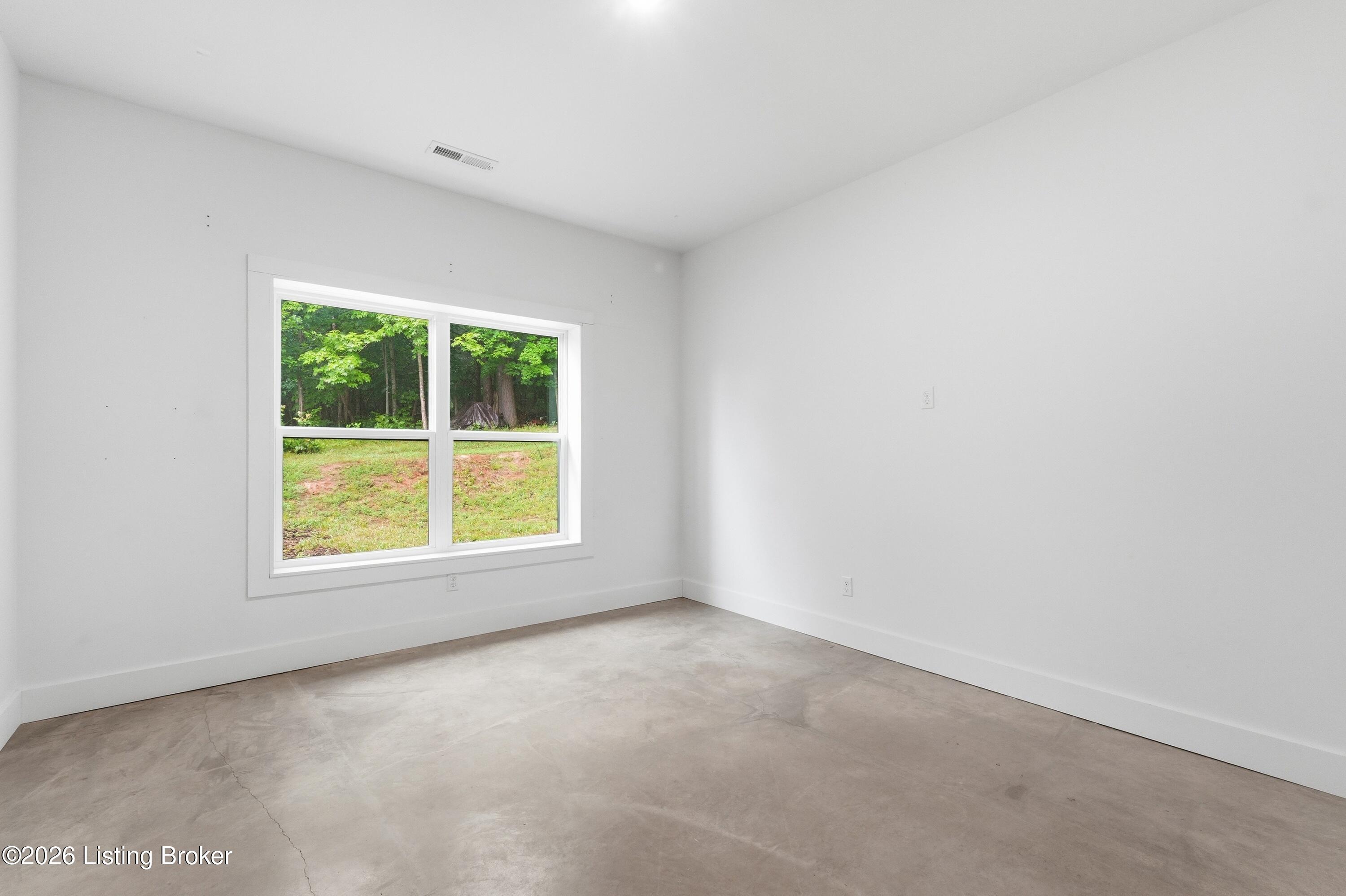 109 Batsell Dr Property Photo 32