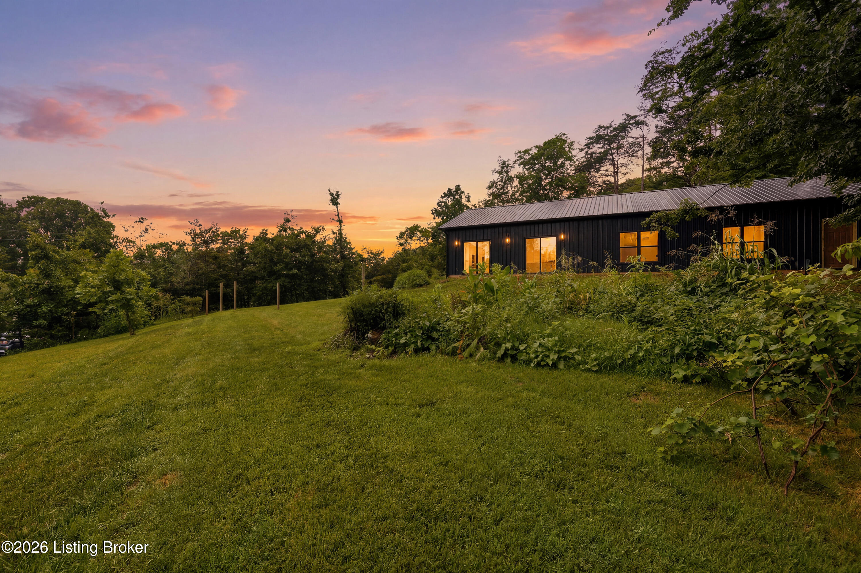 109 Batsell Dr Property Photo 37