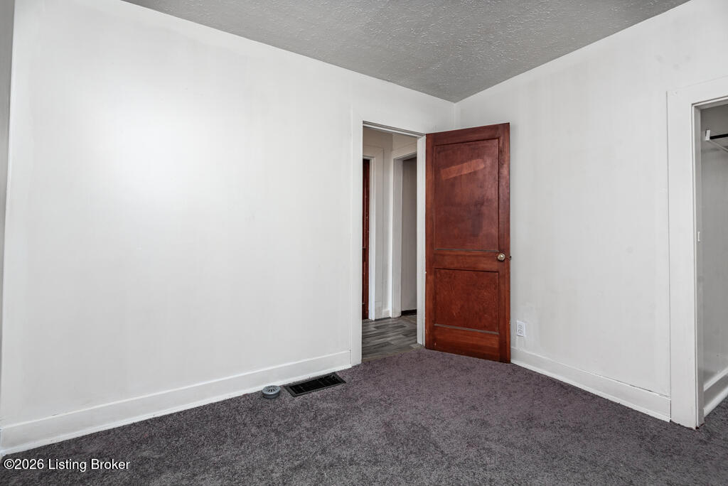 3418 W Muhammad Ali Blvd Property Photo 6