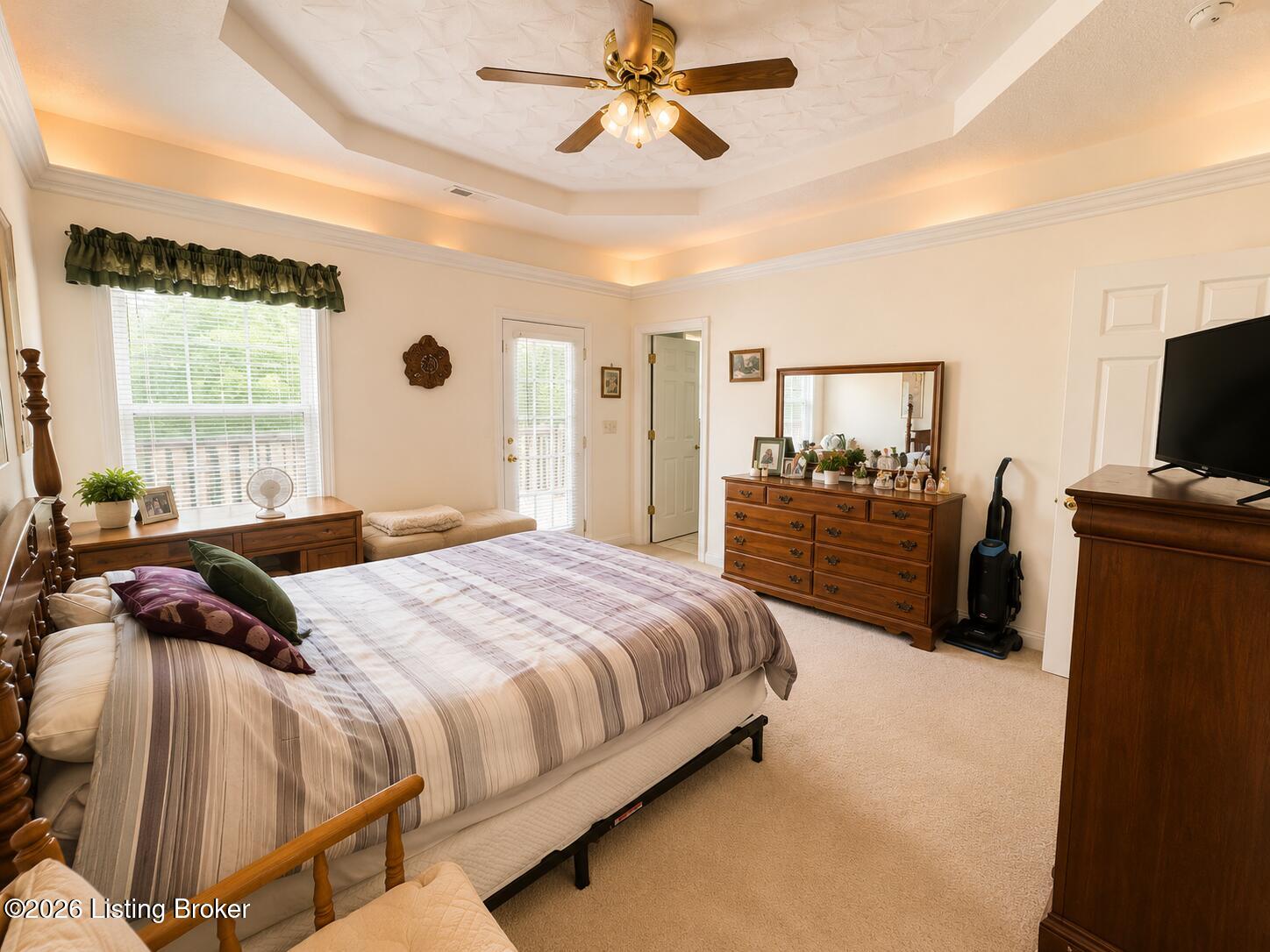 125 Wagon Trail Property Photo 9