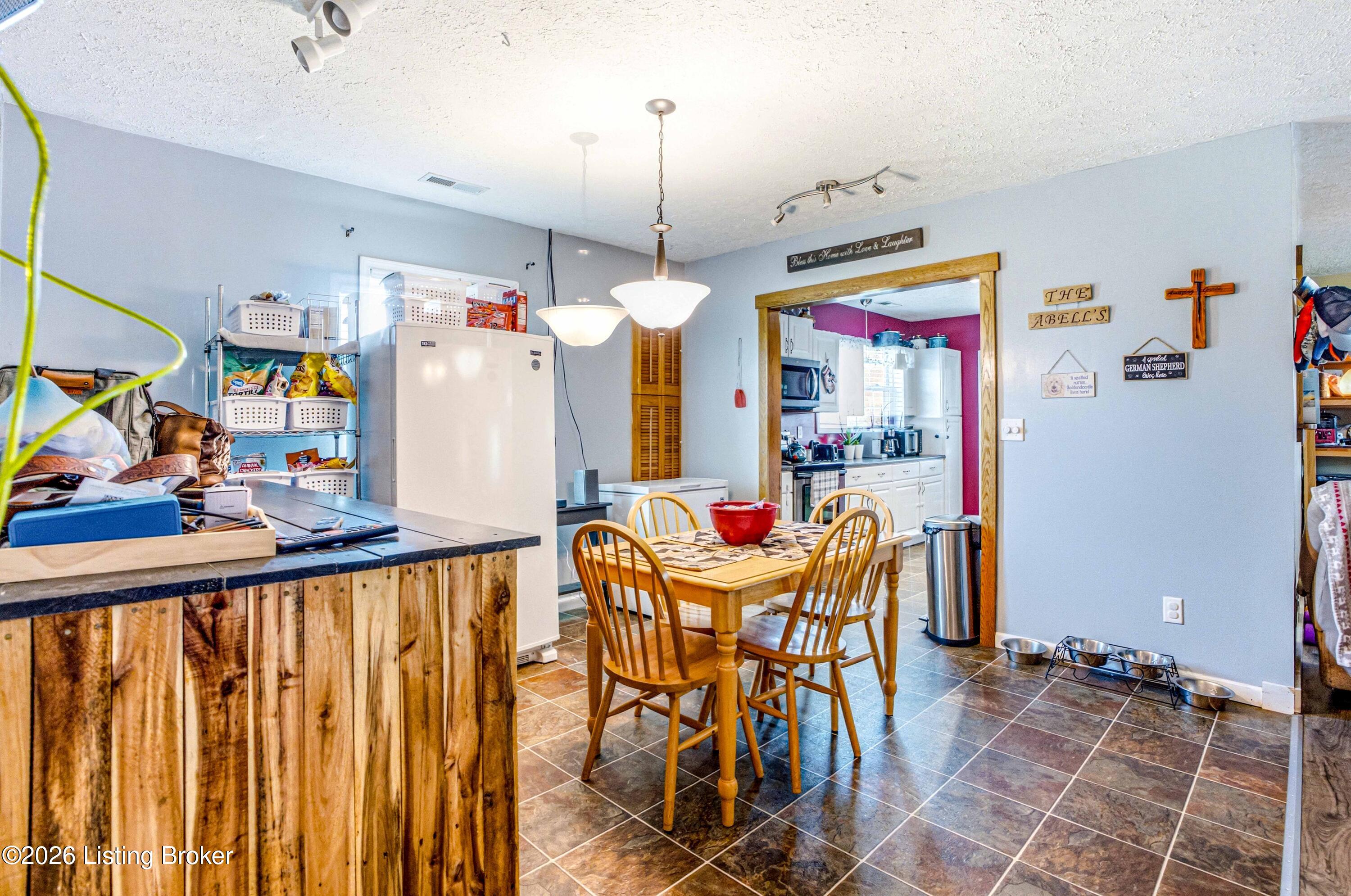 1629 Eveleigh Rd Property Photo 11