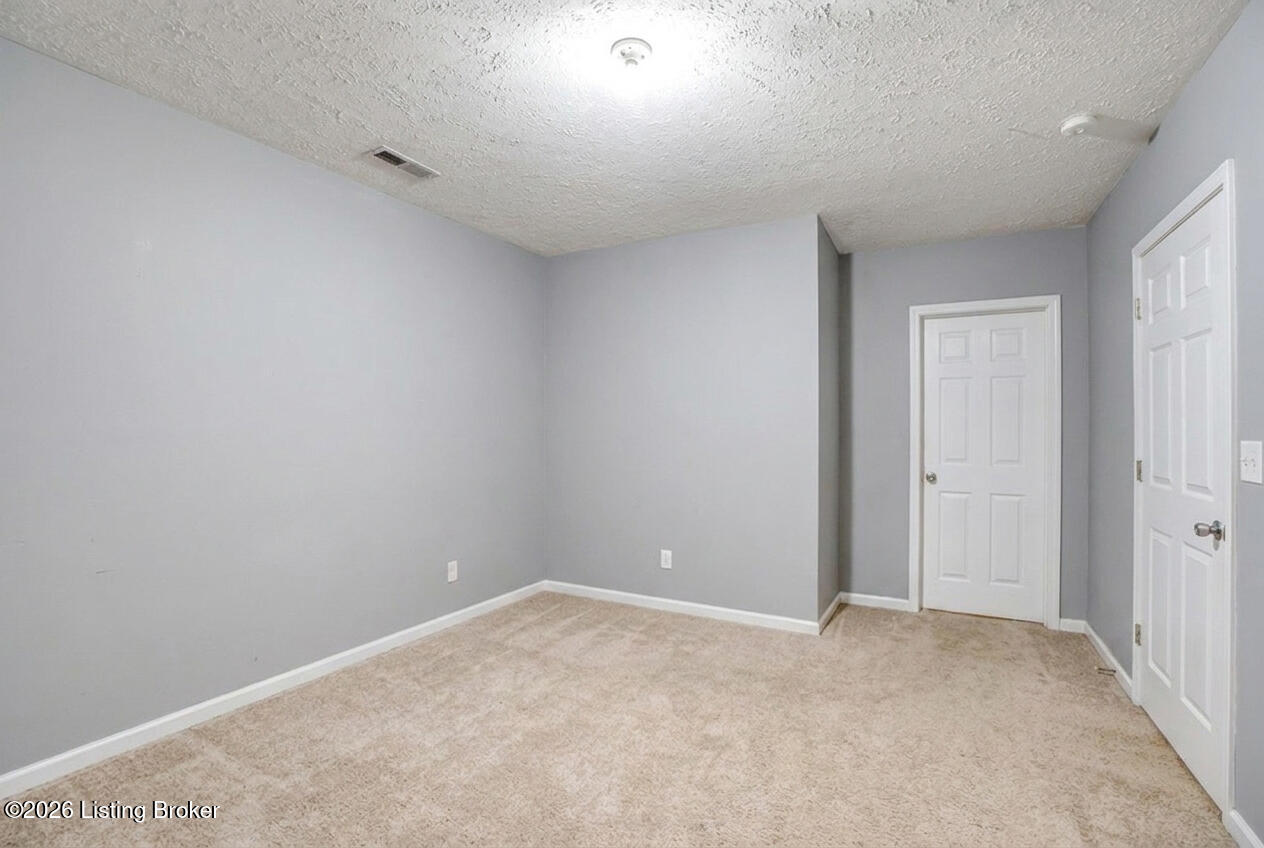 1629 Eveleigh Rd Property Photo 20