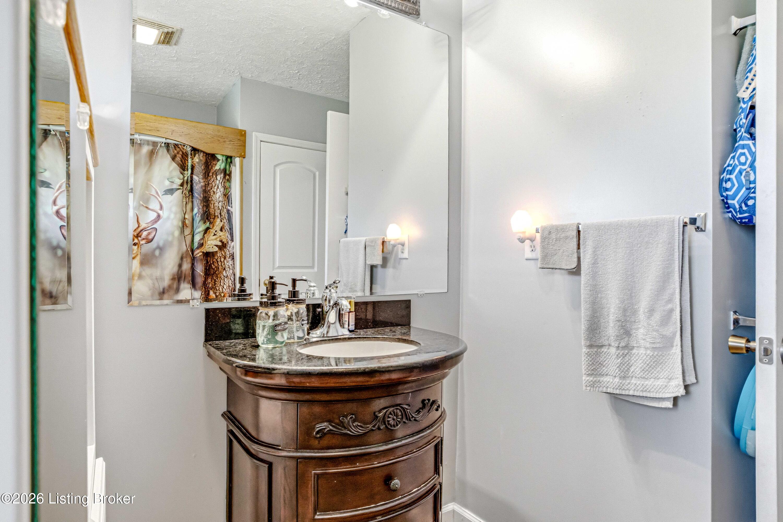 1629 Eveleigh Rd Property Photo 24