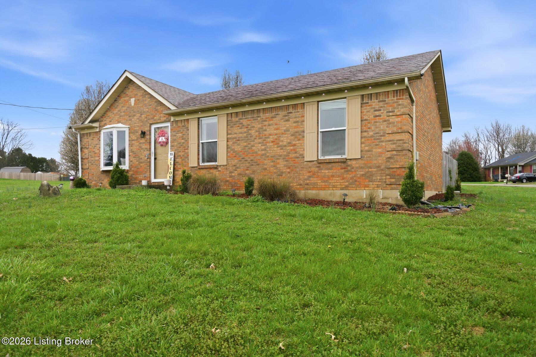 101 Rainbow Ct Property Photo 5