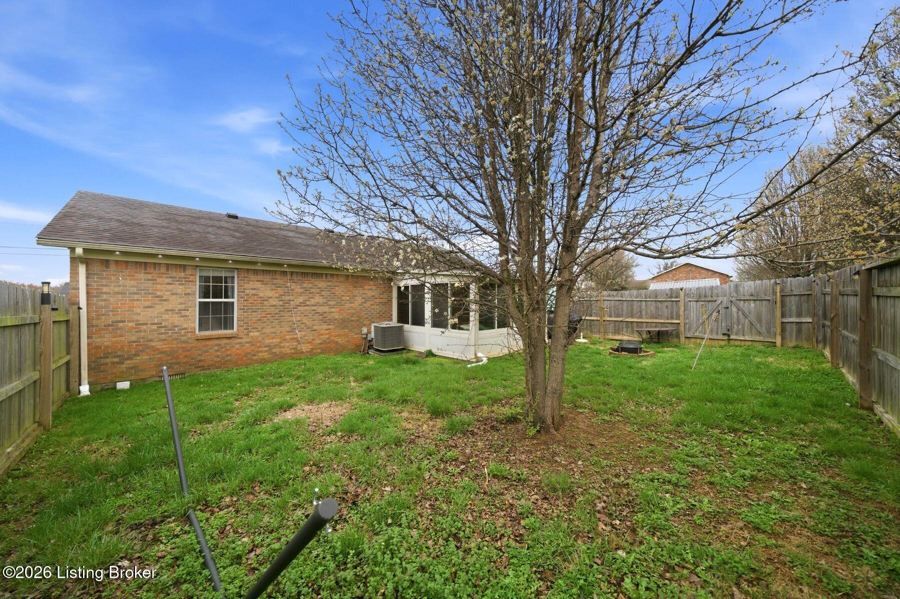 101 Rainbow Ct Property Photo 34