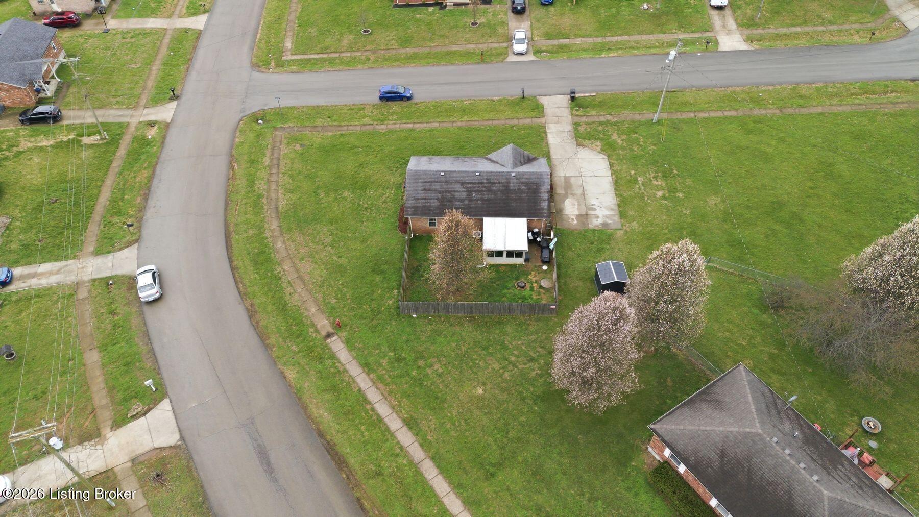 101 Rainbow Ct Property Photo 40