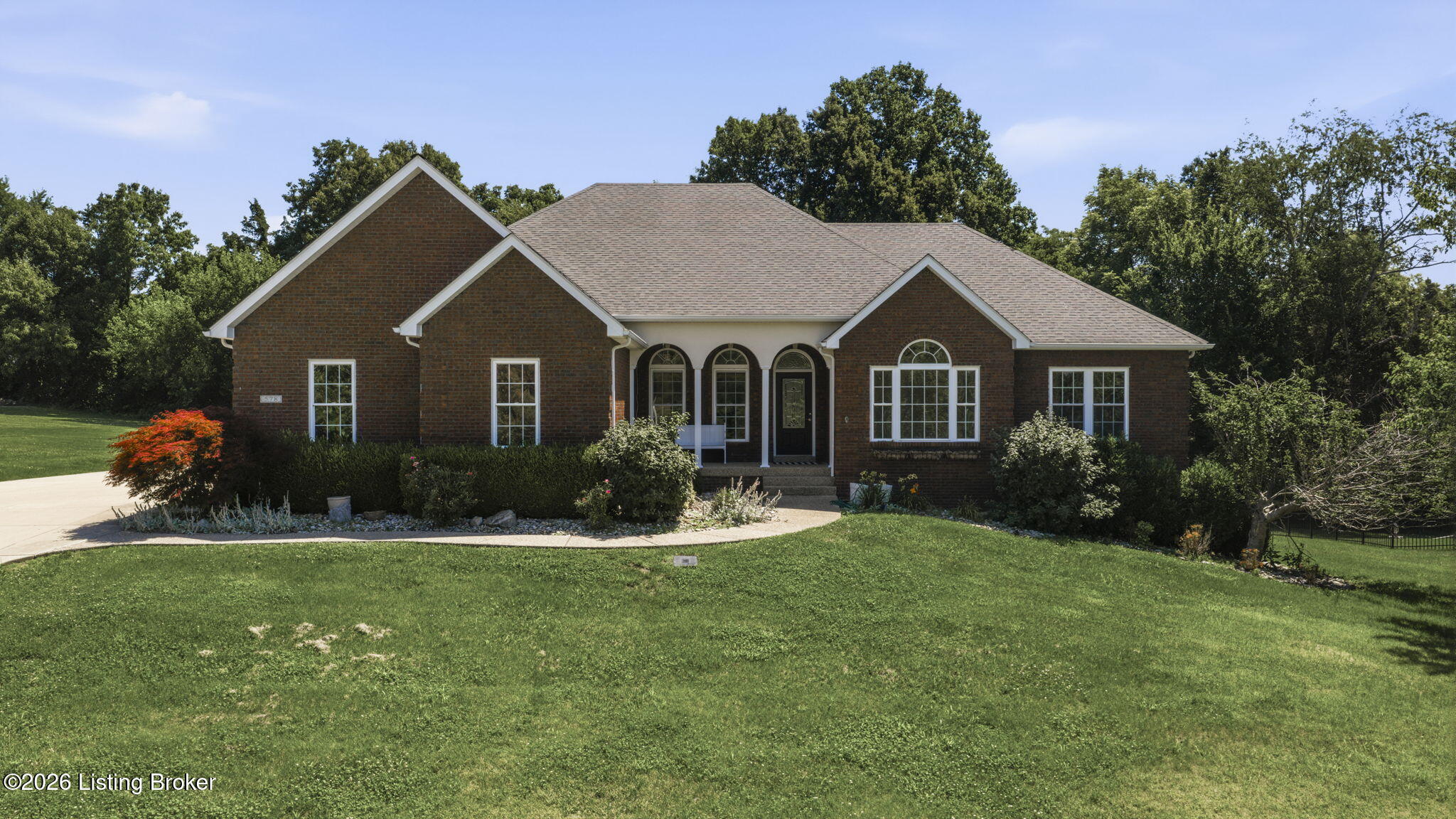 578 Deer Run Way Property Photo 2