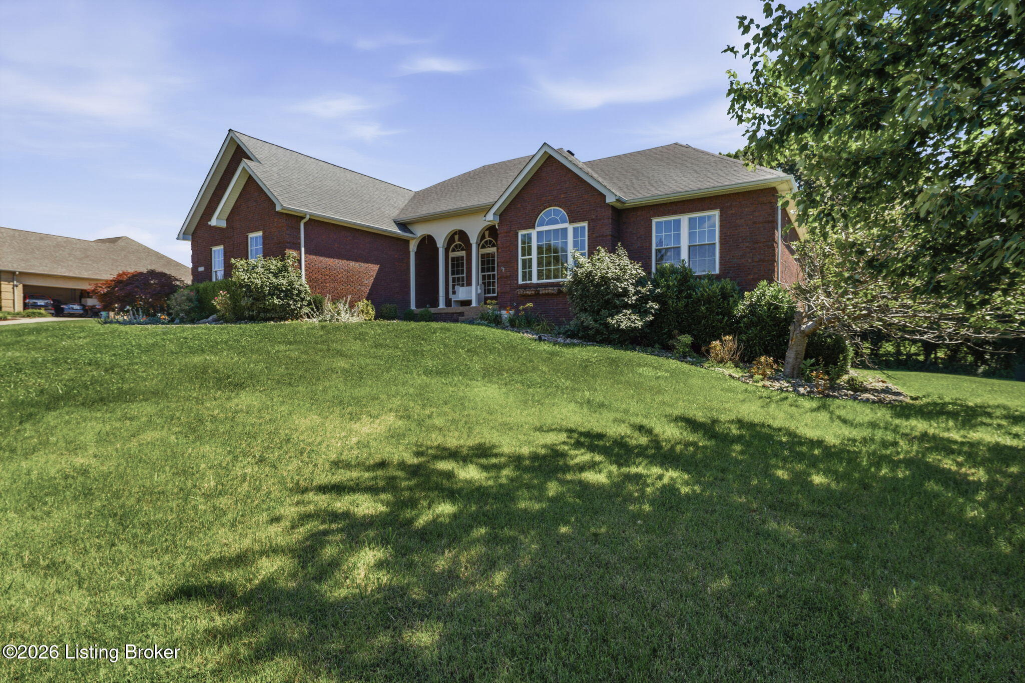 578 Deer Run Way Property Photo 3
