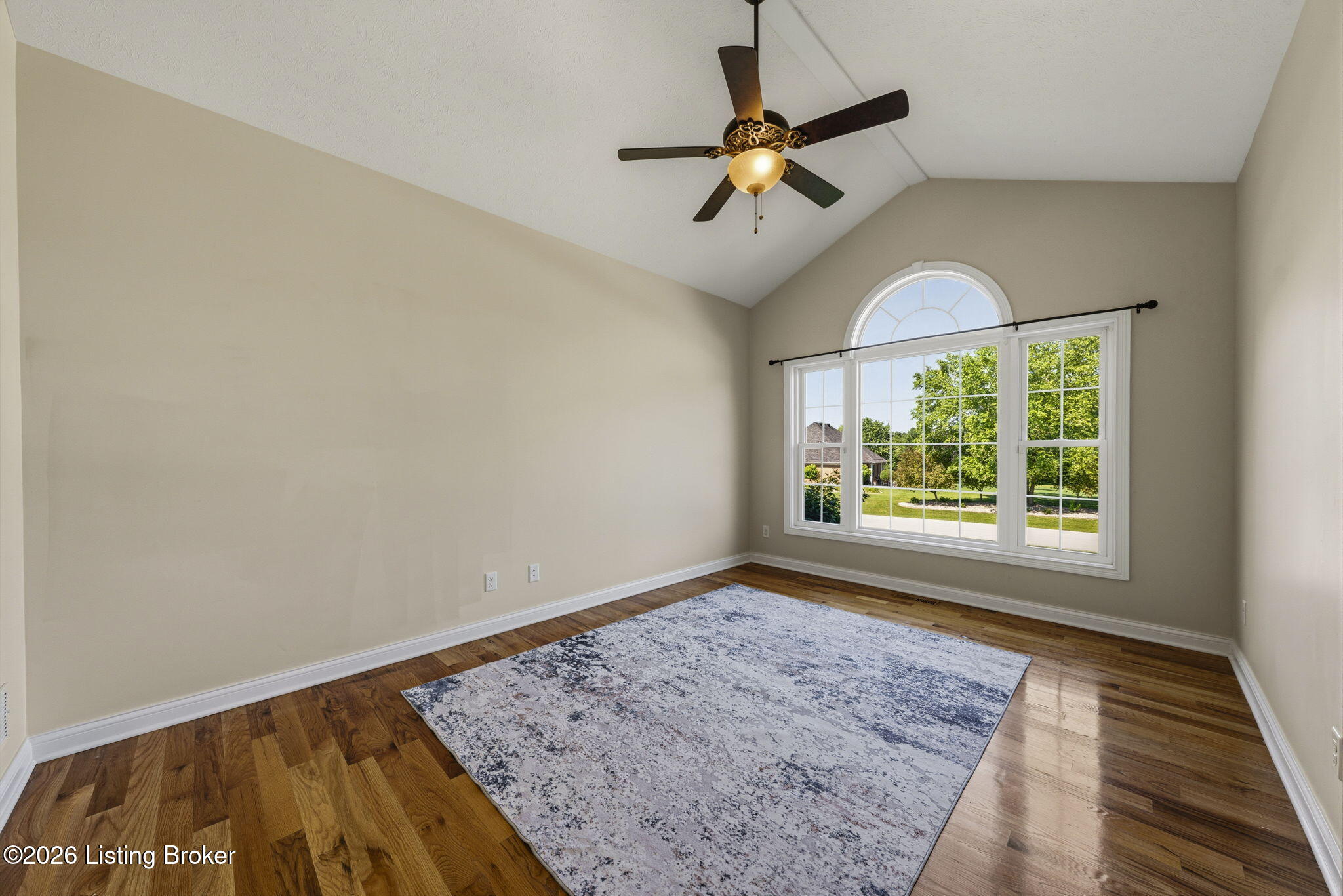578 Deer Run Way Property Photo 6