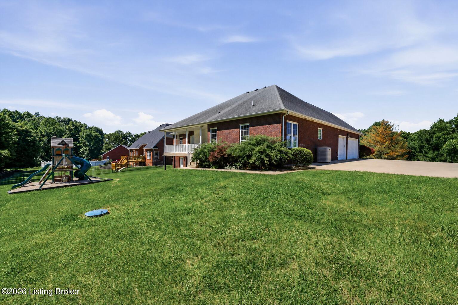 578 Deer Run Way Property Photo 38
